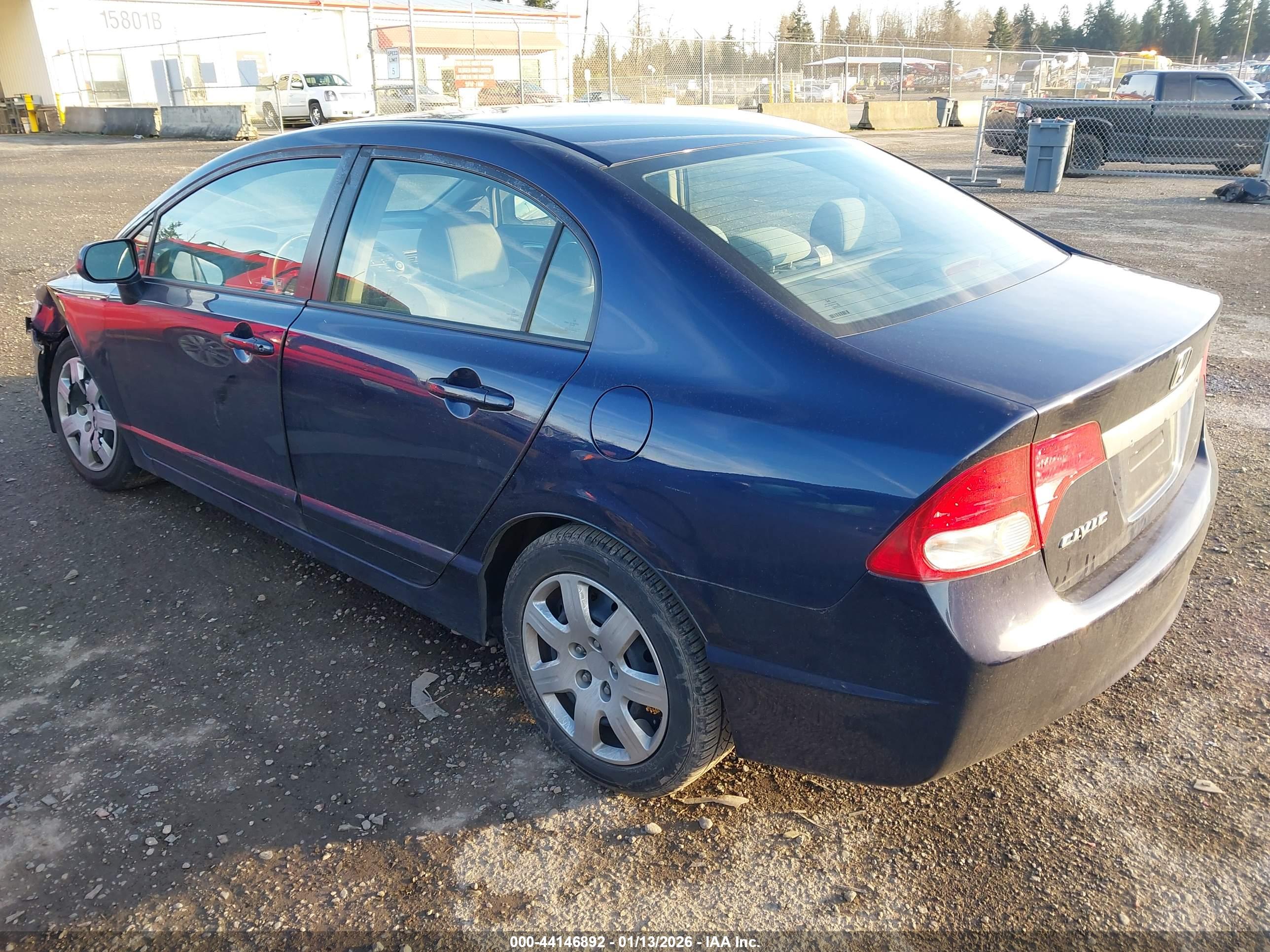 HONDA CIVIC image 3
