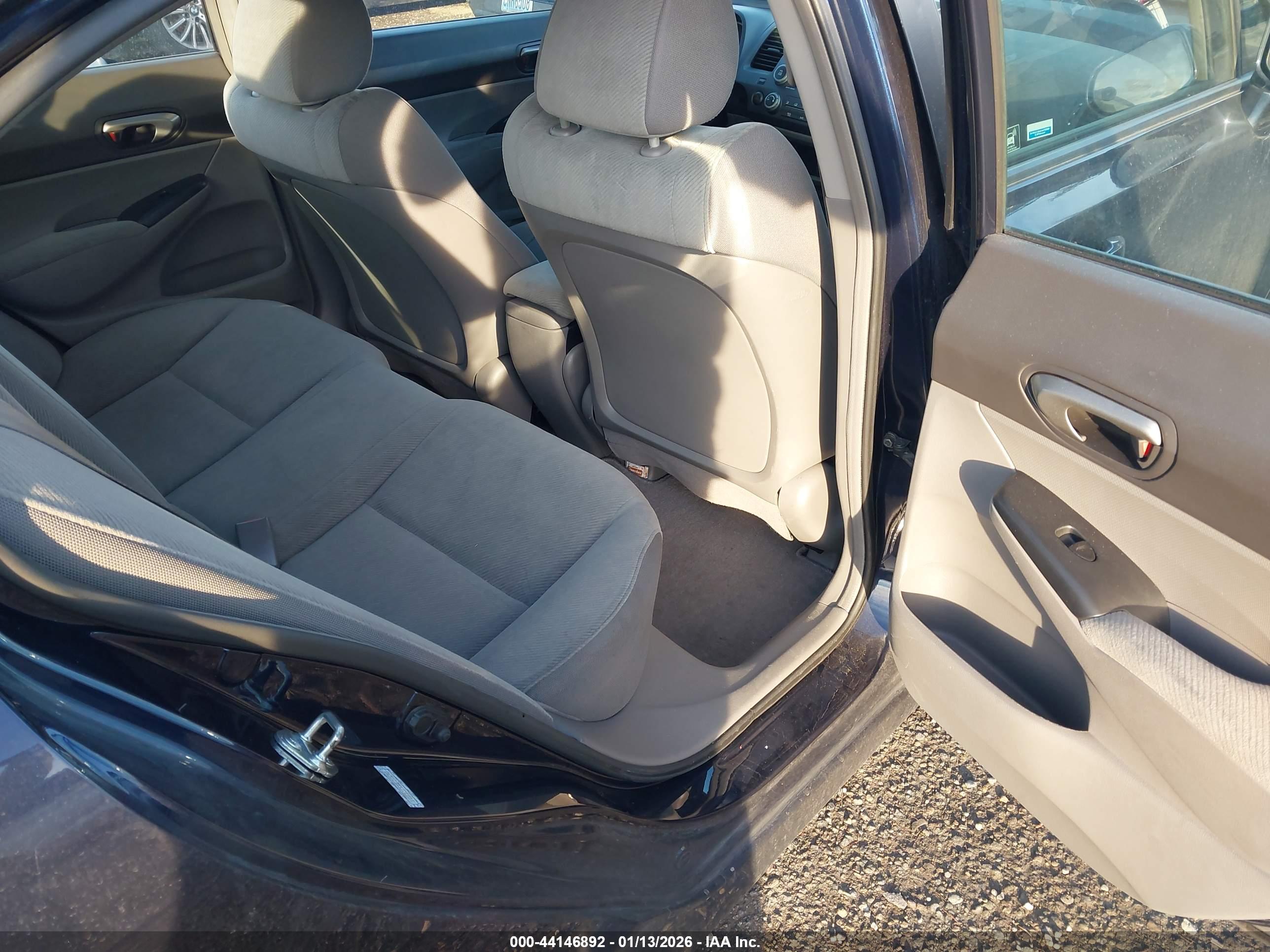 HONDA CIVIC image 8