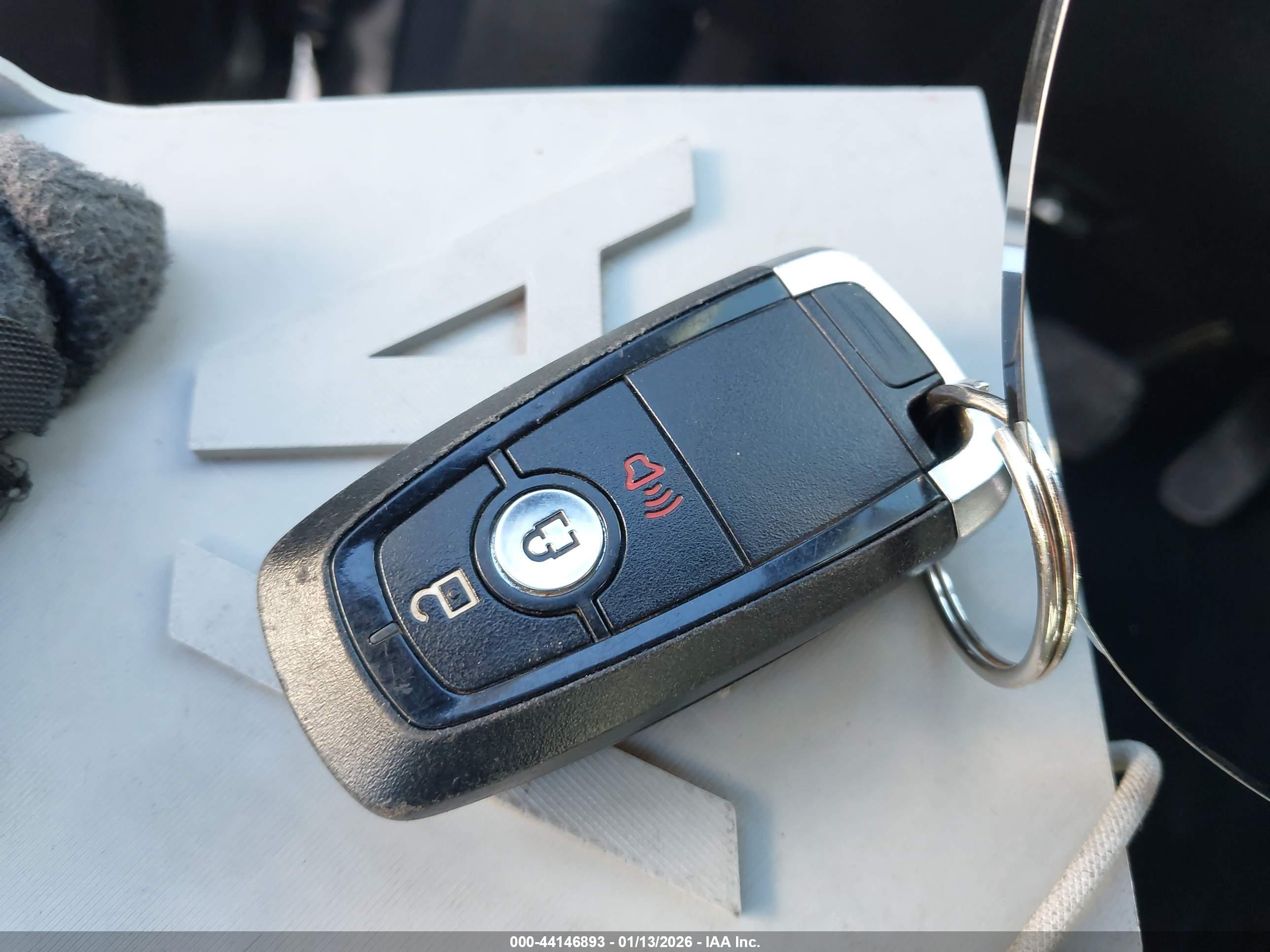 FORD EXPLORER image 11