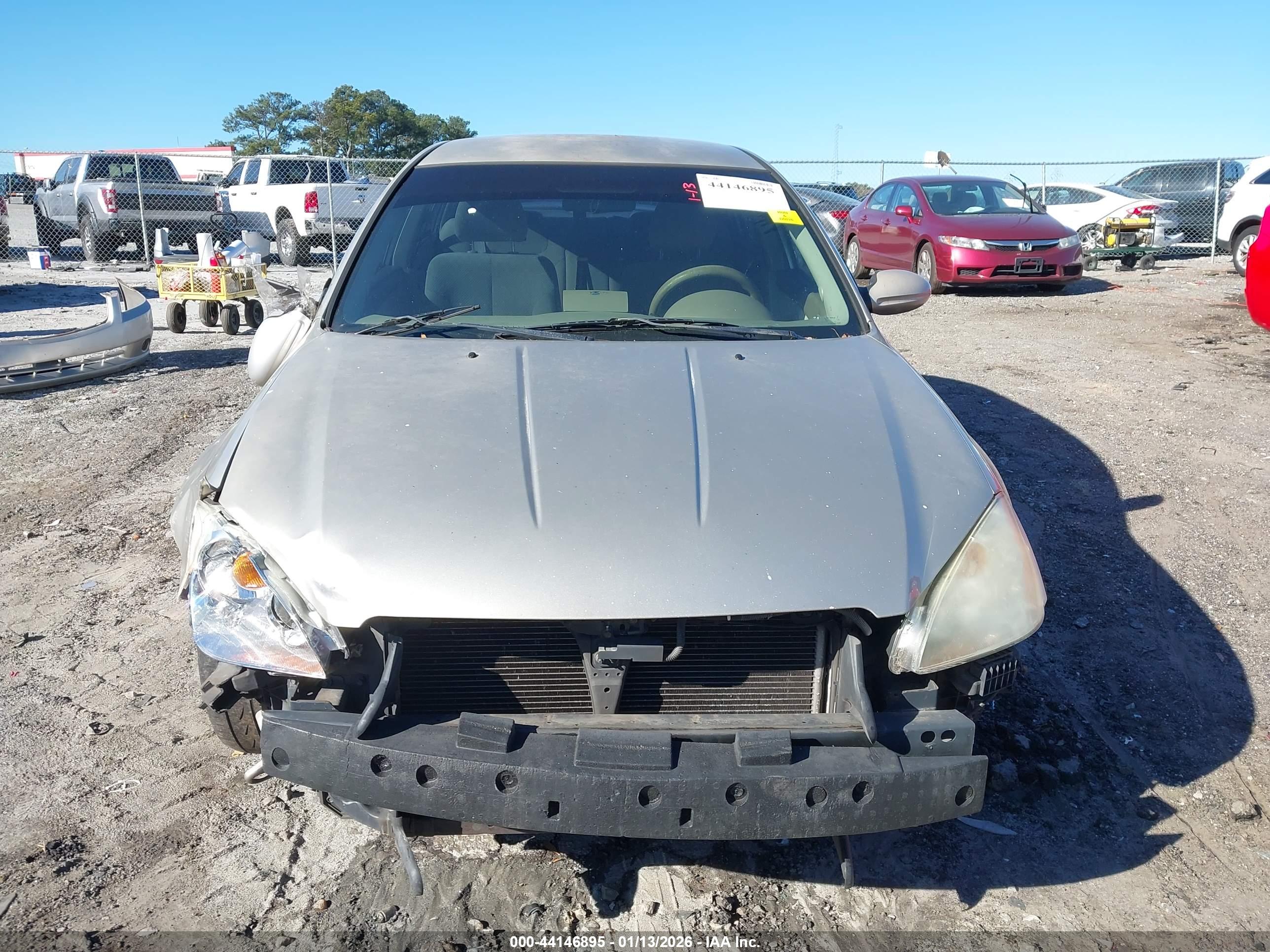 NISSAN ALTIMA image 6
