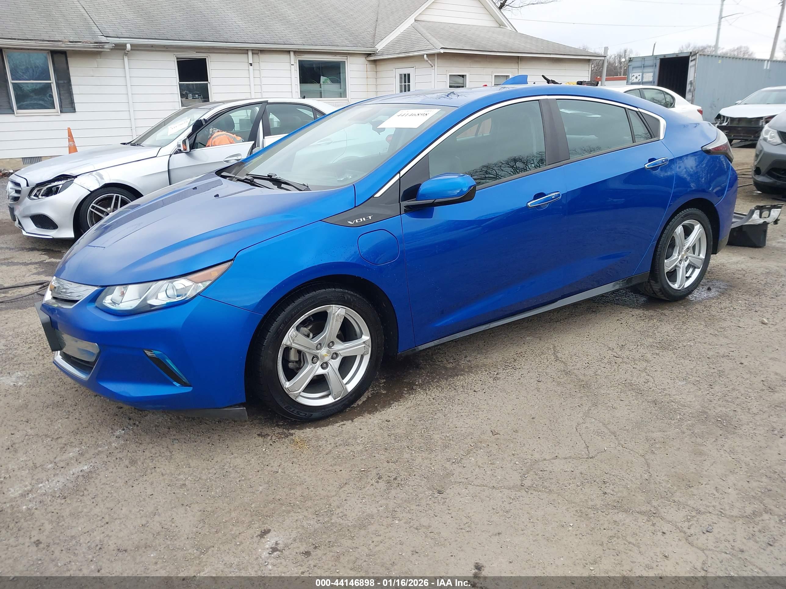 CHEVROLET VOLT image 2