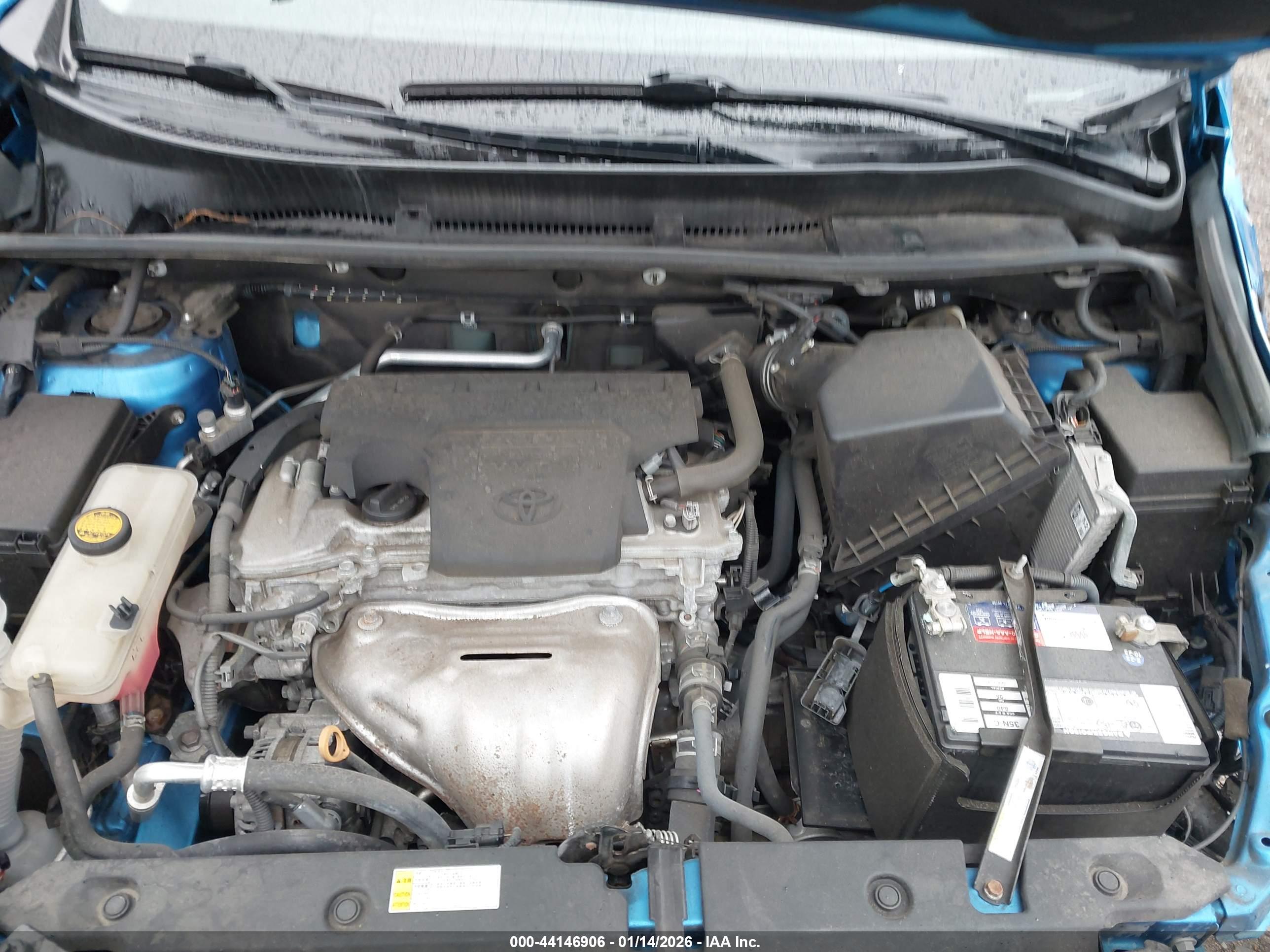 TOYOTA RAV4 image 10