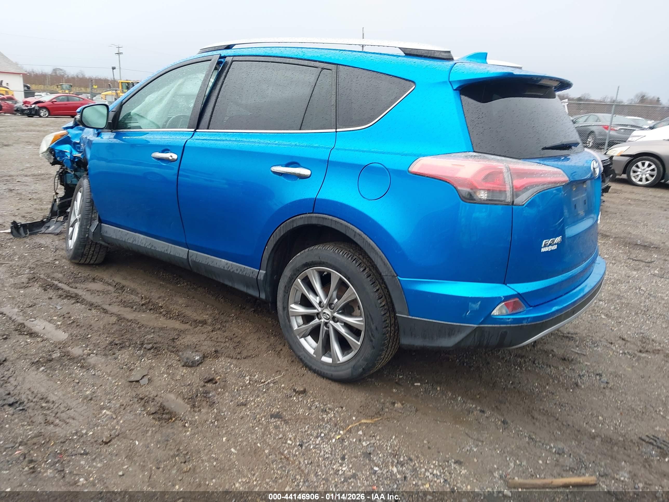 TOYOTA RAV4 image 3