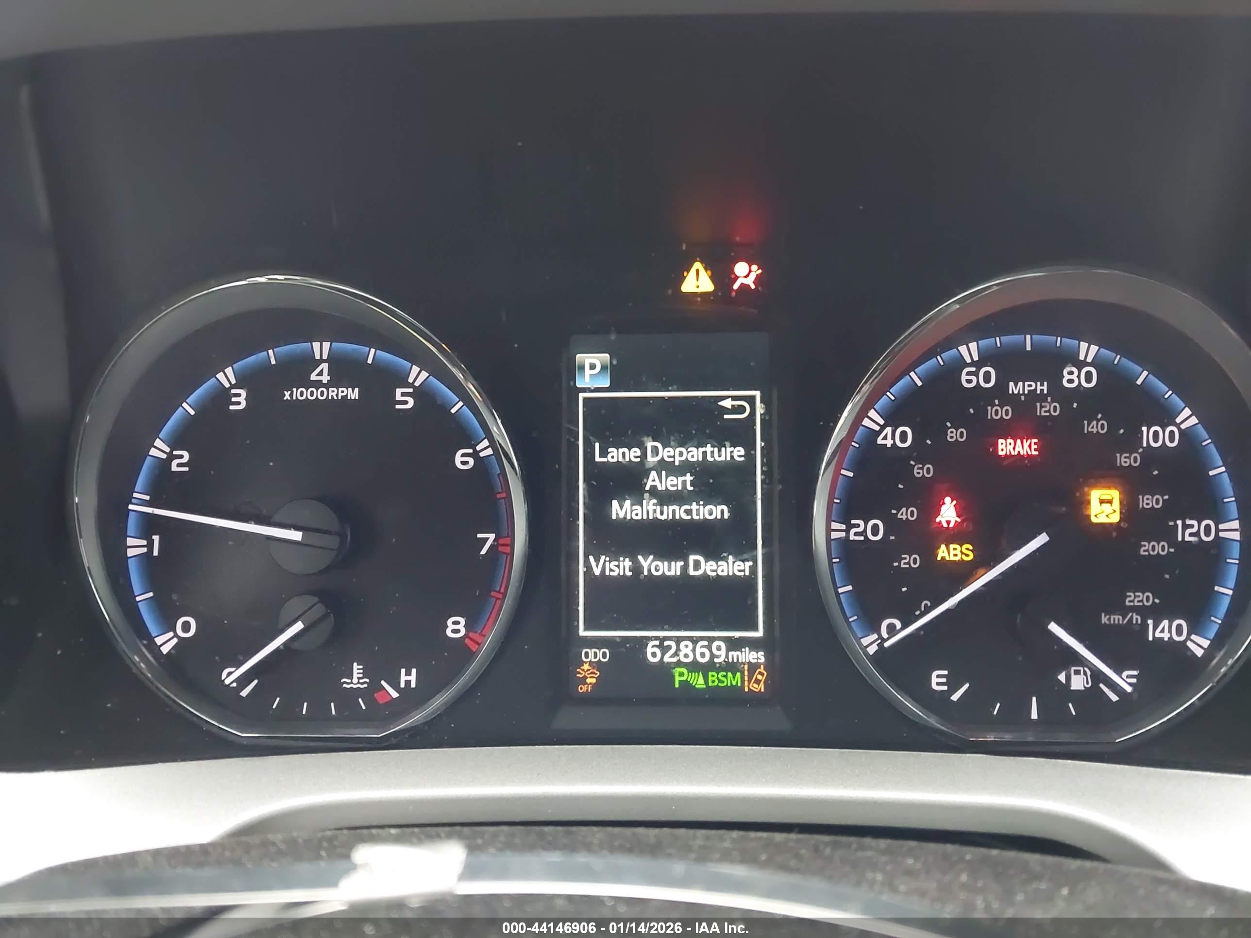TOYOTA RAV4 image 7