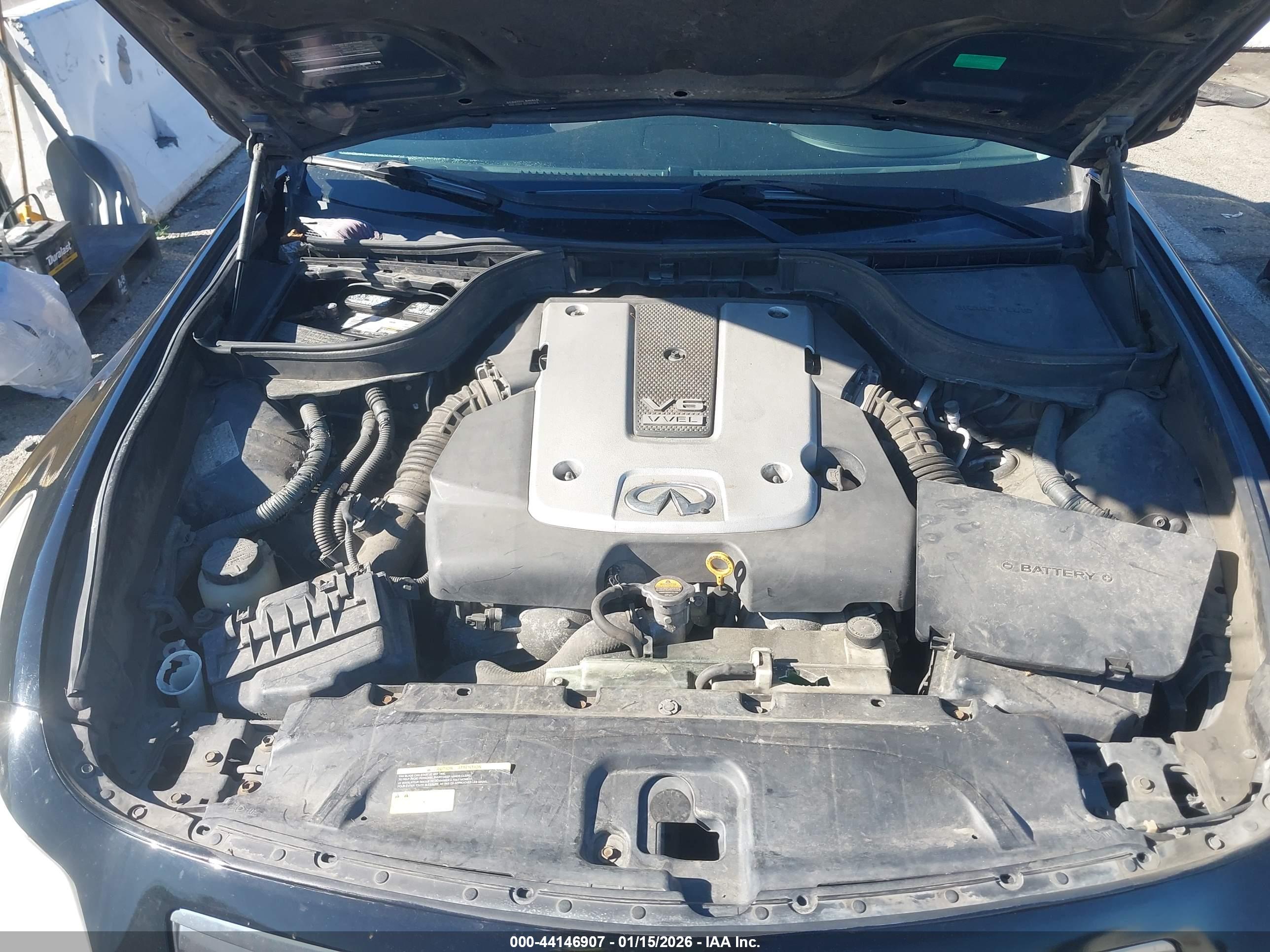 INFINITI G37 image 10