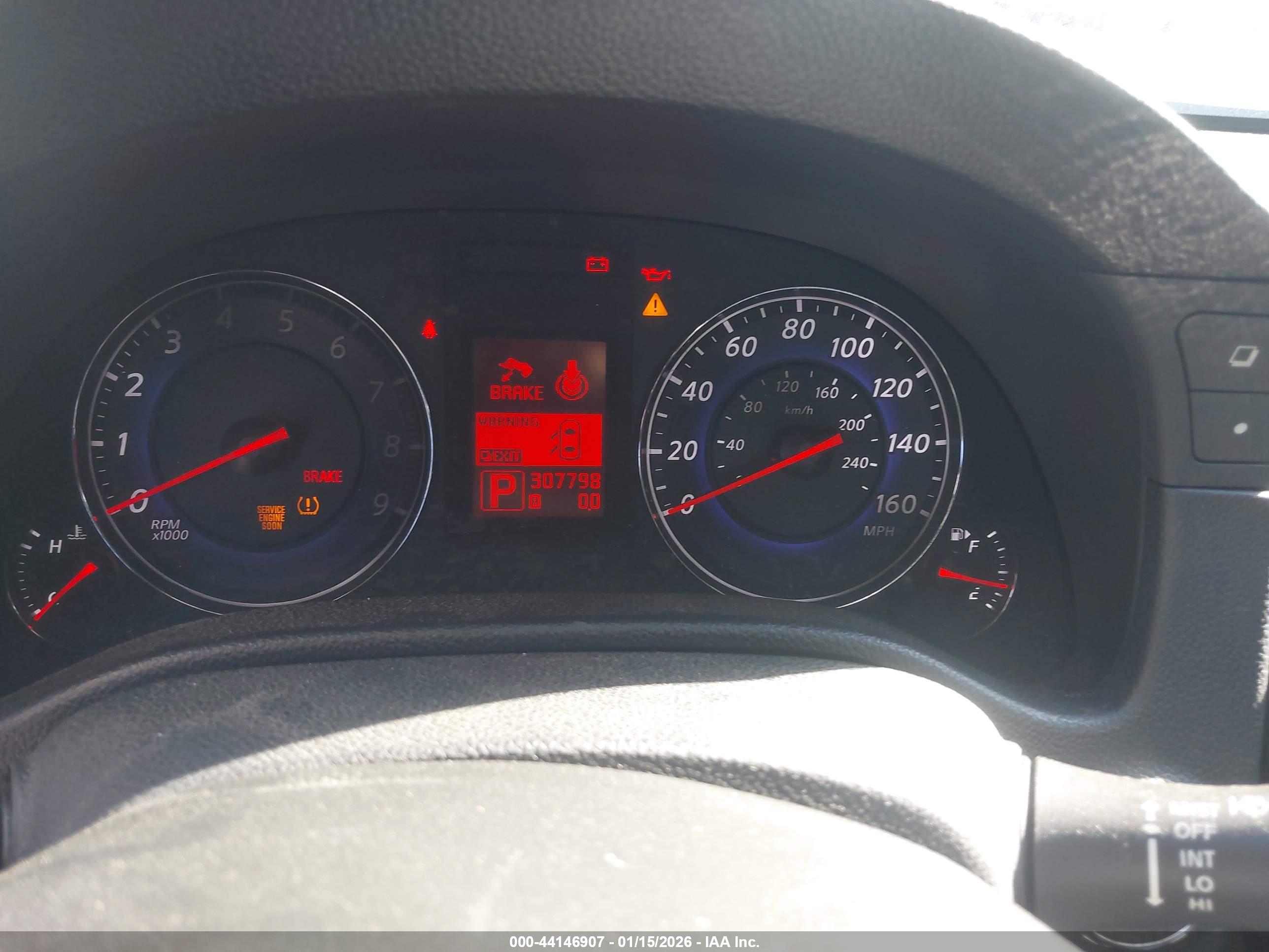 INFINITI G37 image 7