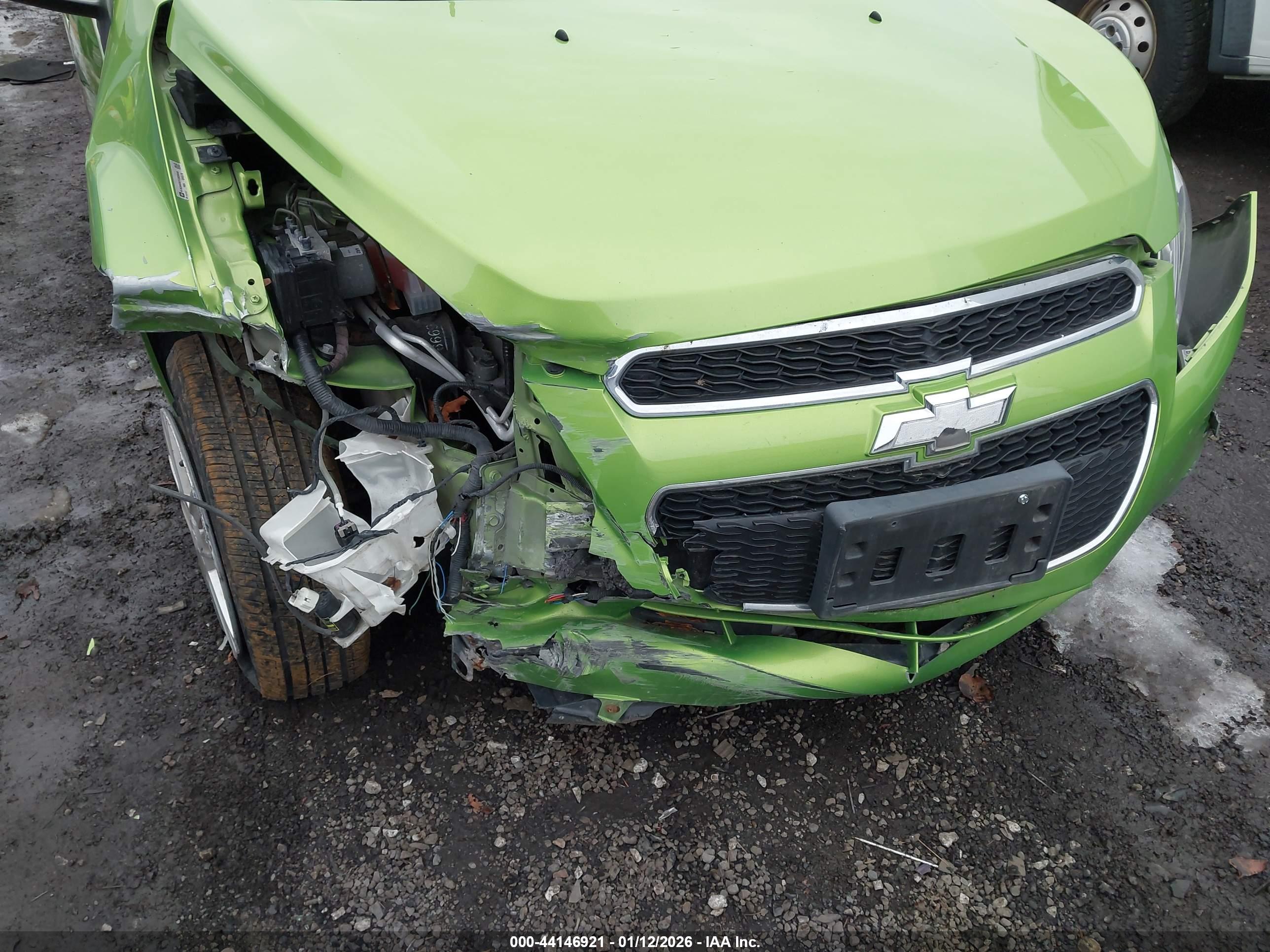 CHEVROLET SPARK image 6