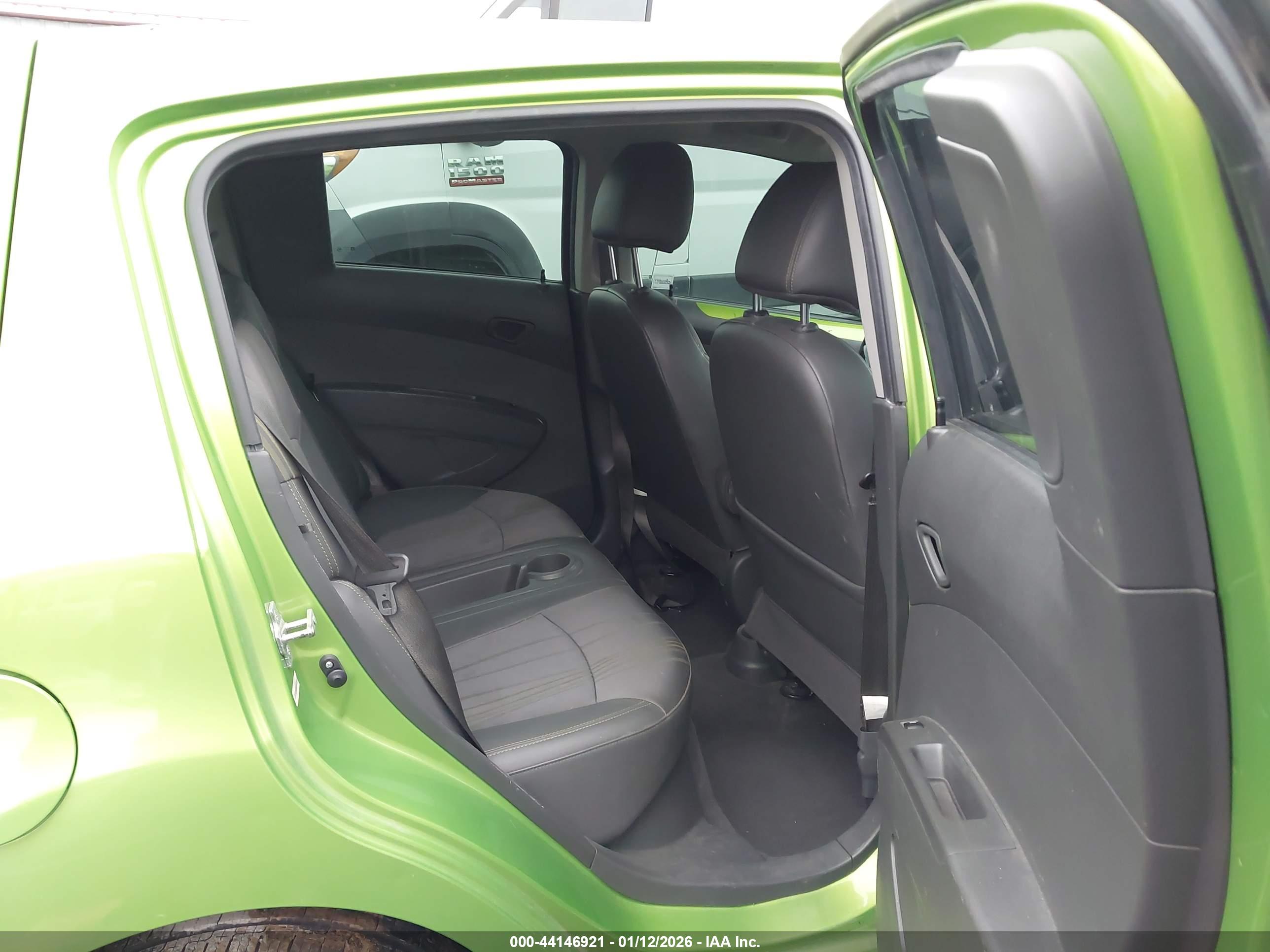 CHEVROLET SPARK image 8