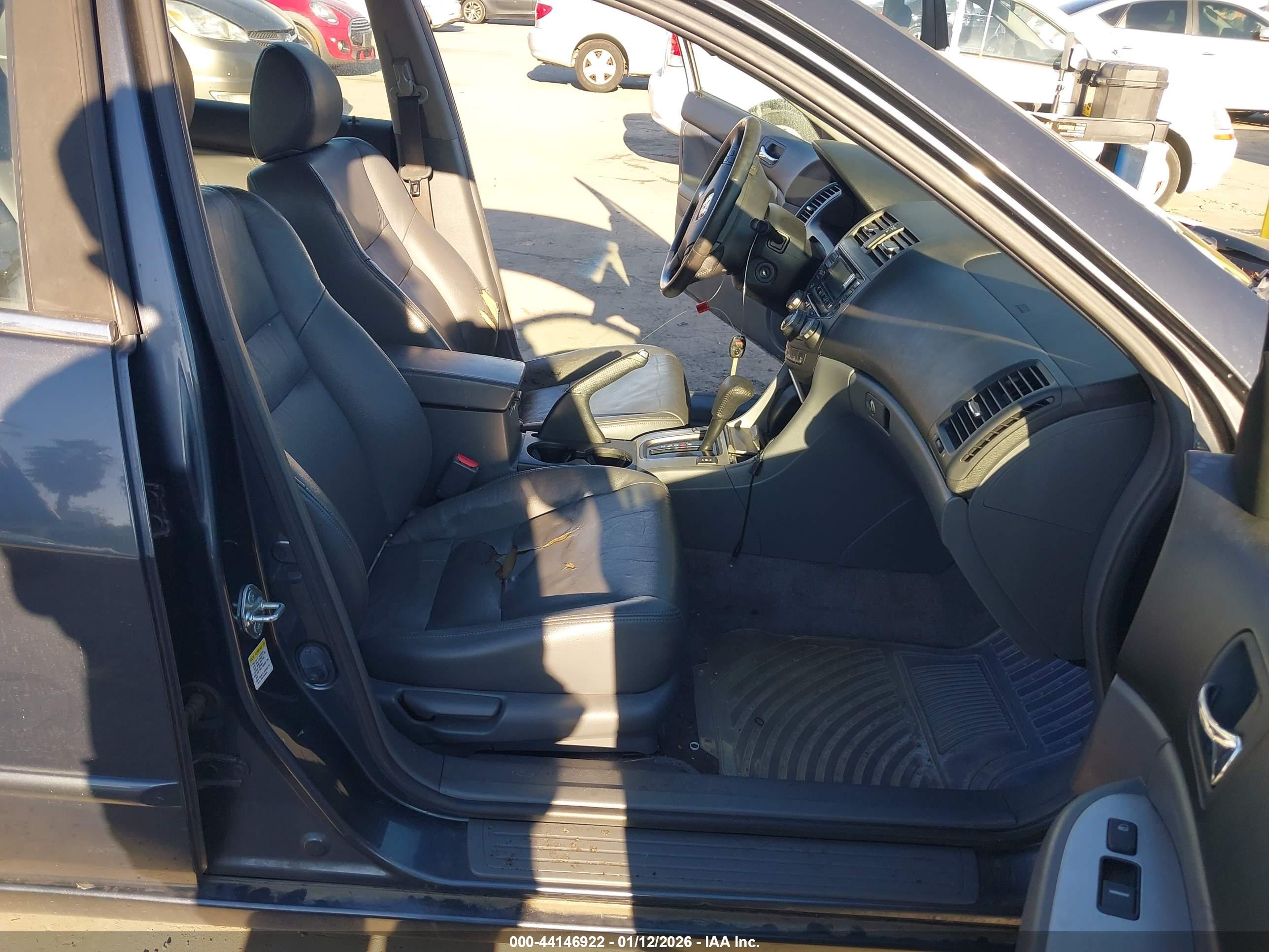 HONDA ACCORD image 5