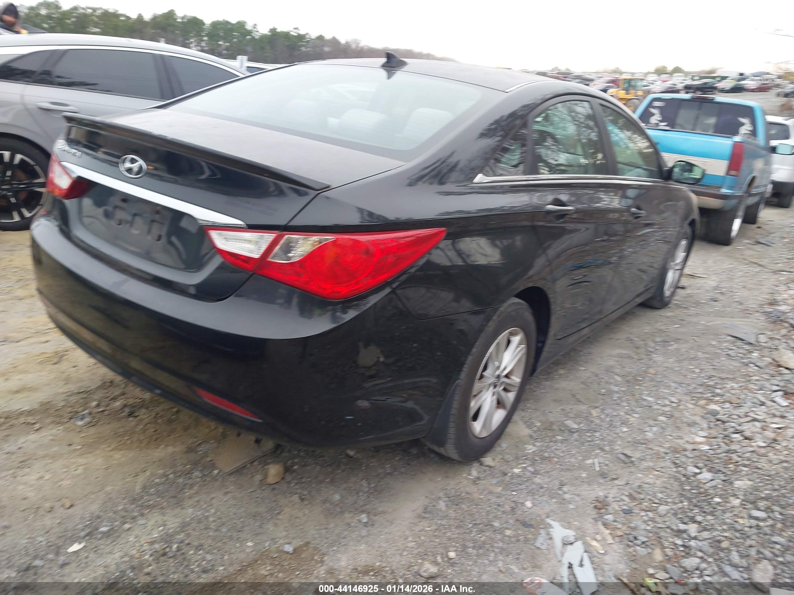 HYUNDAI SONATA image 4