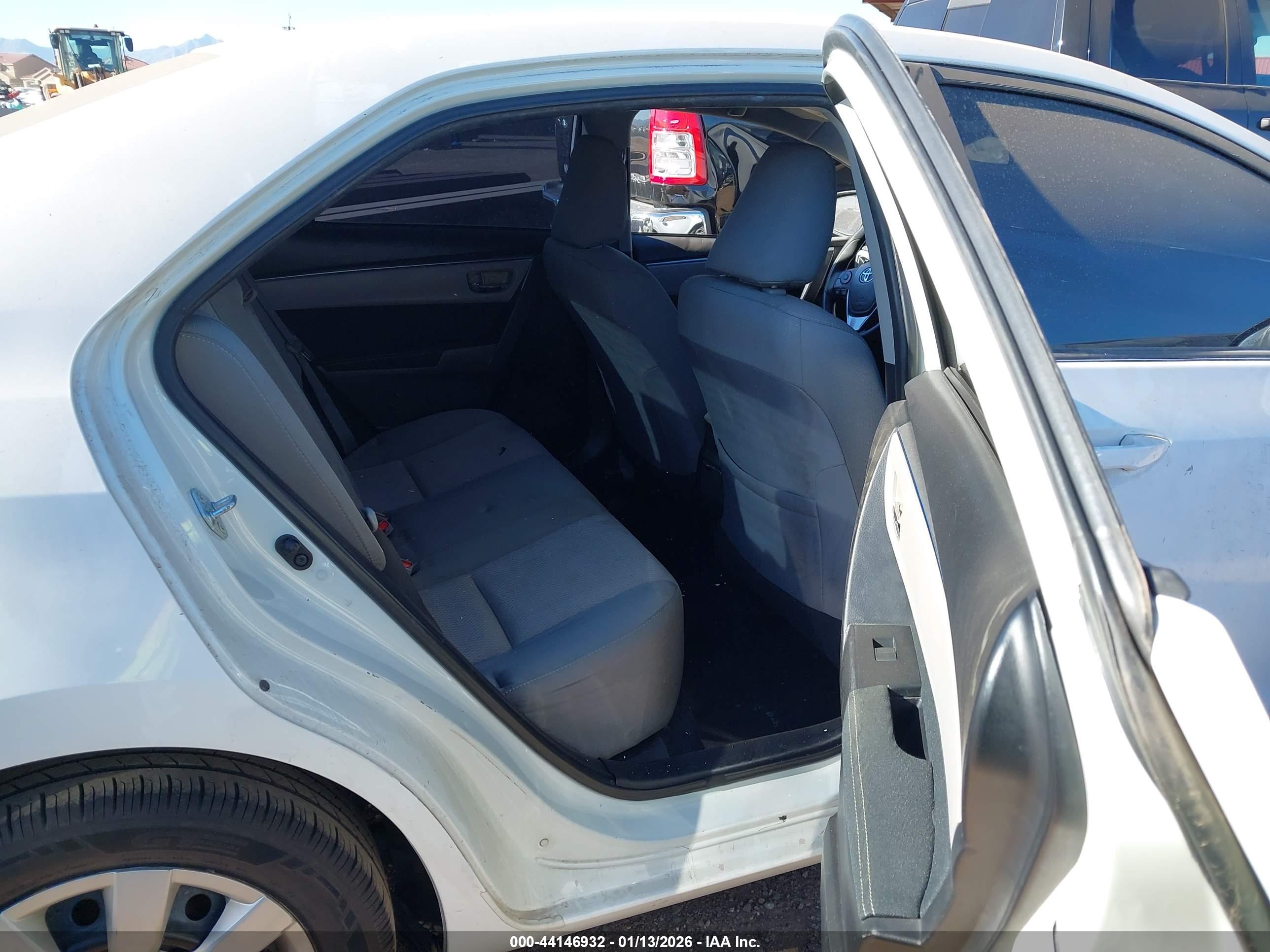 TOYOTA COROLLA image 8