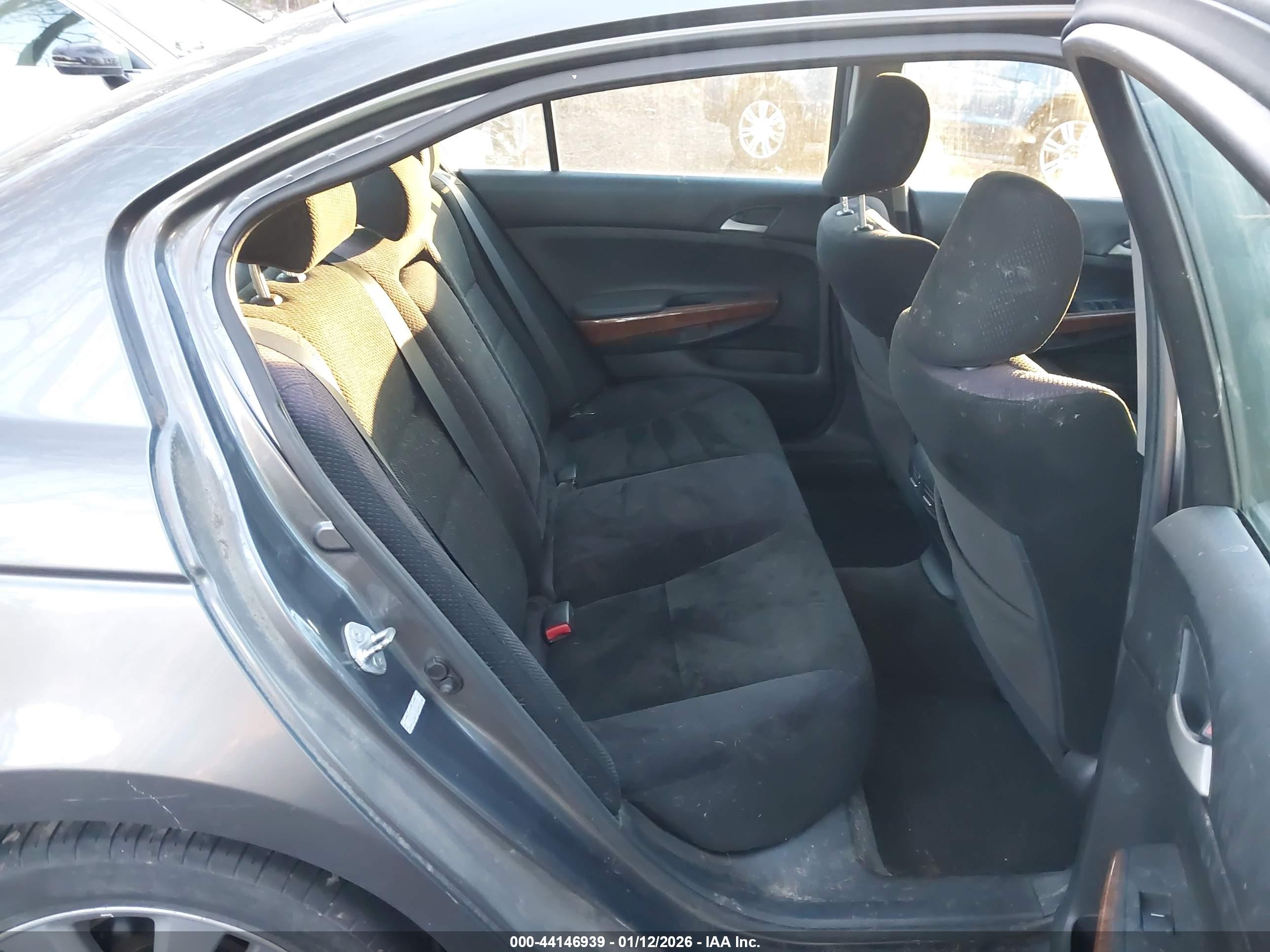 HONDA ACCORD image 8