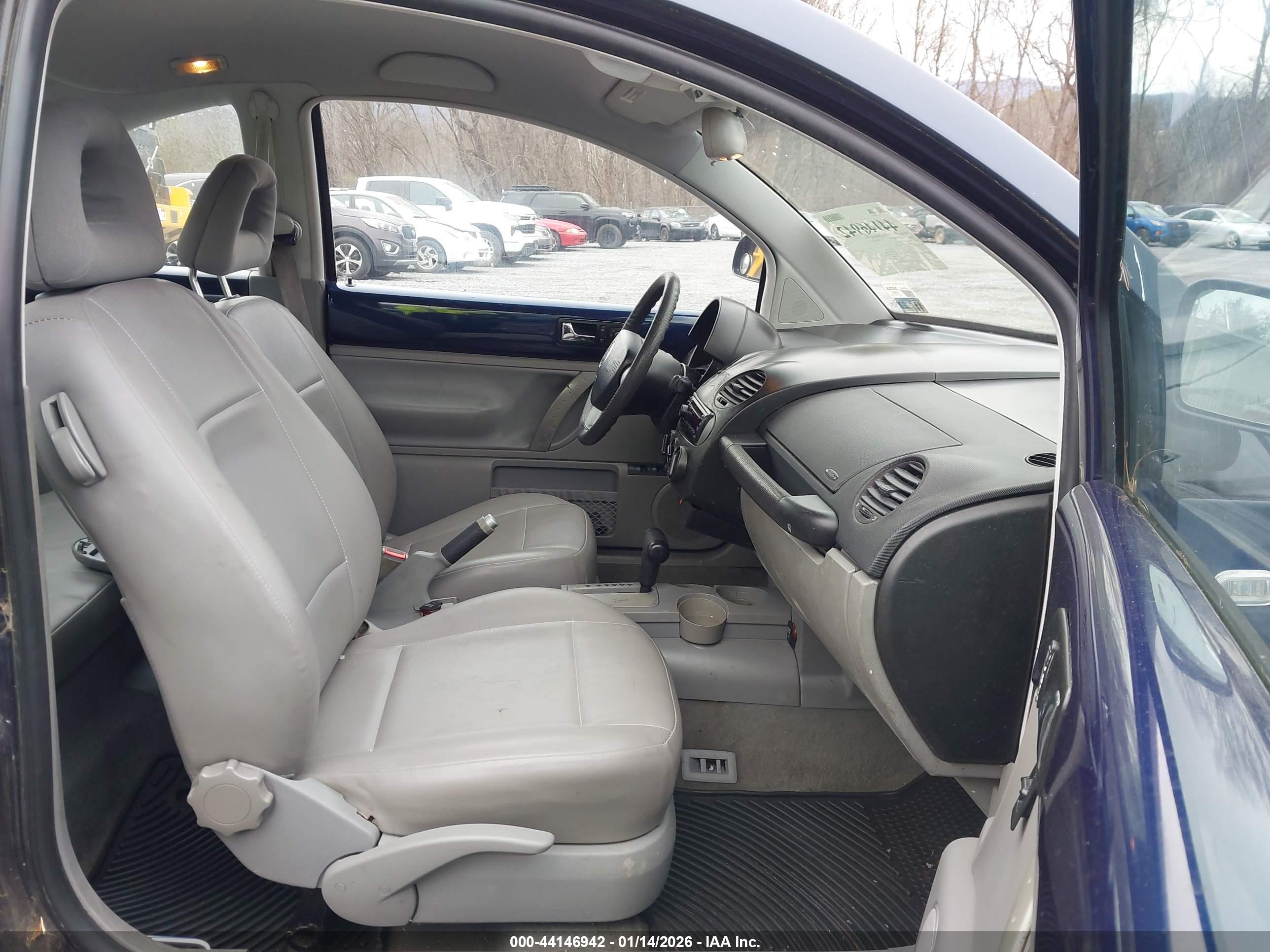 VOLKSWAGEN NEW image 5