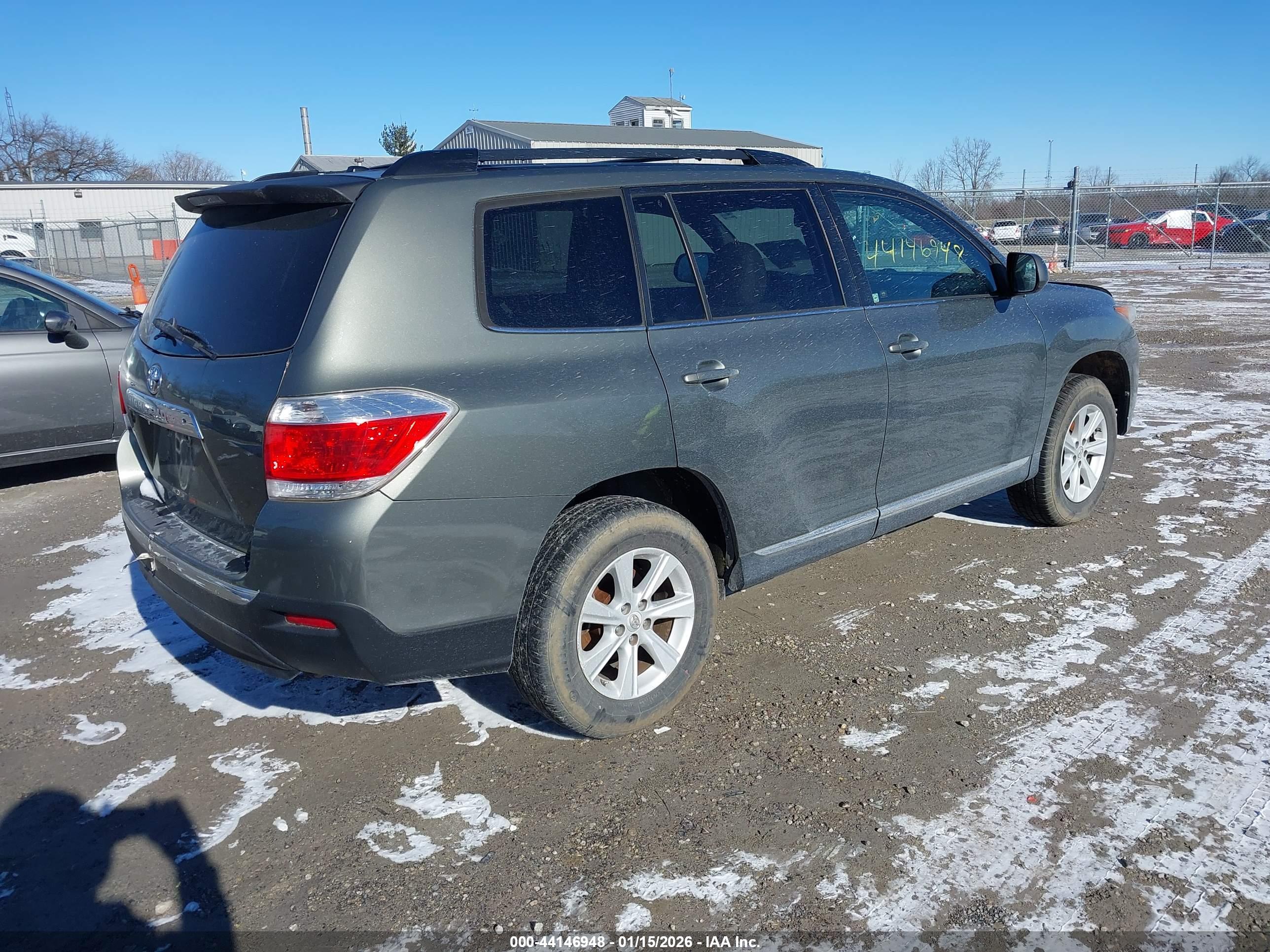 TOYOTA HIGHLANDER image 4