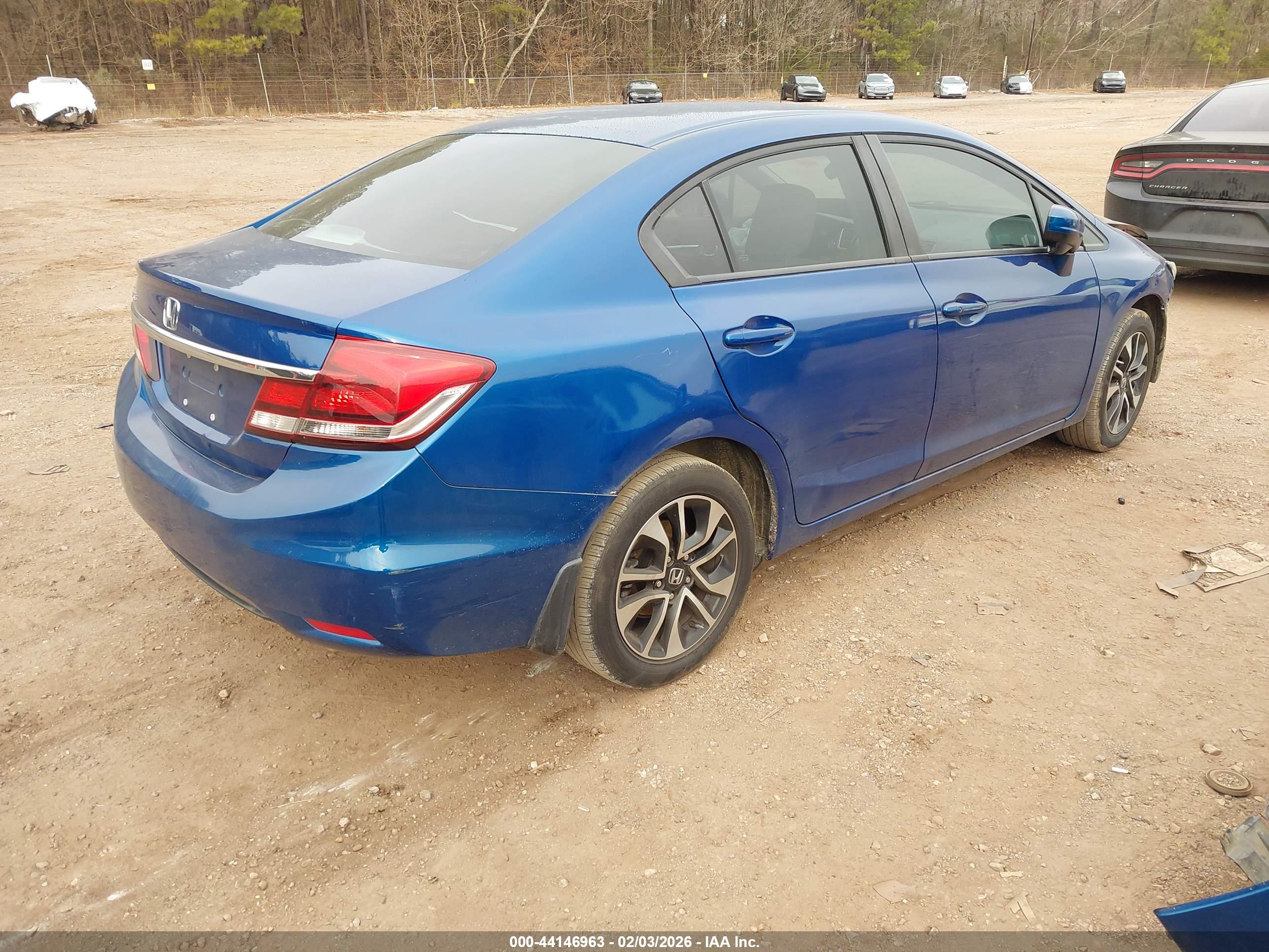 HONDA CIVIC image 4