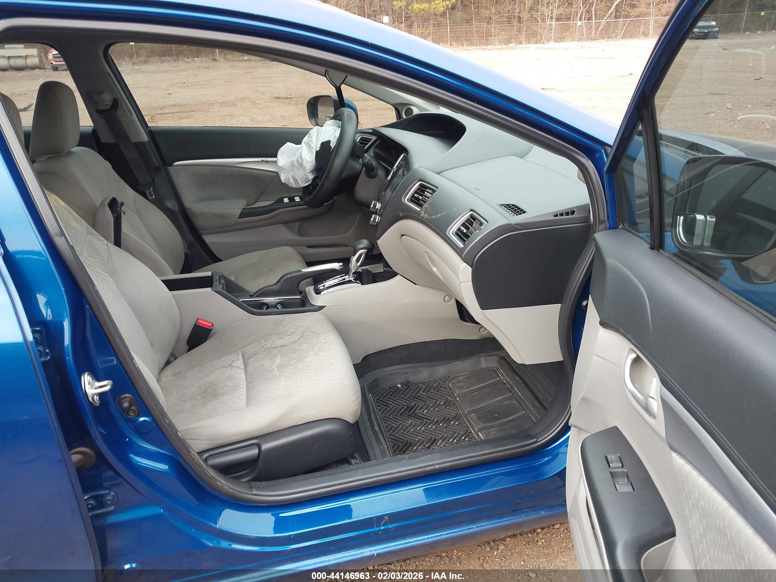 HONDA CIVIC image 5
