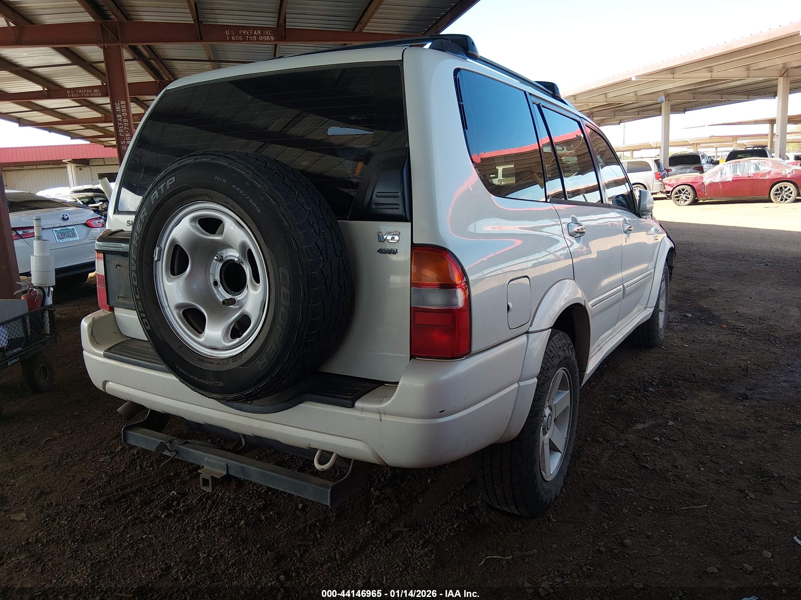 SUZUKI XL-7 image 4