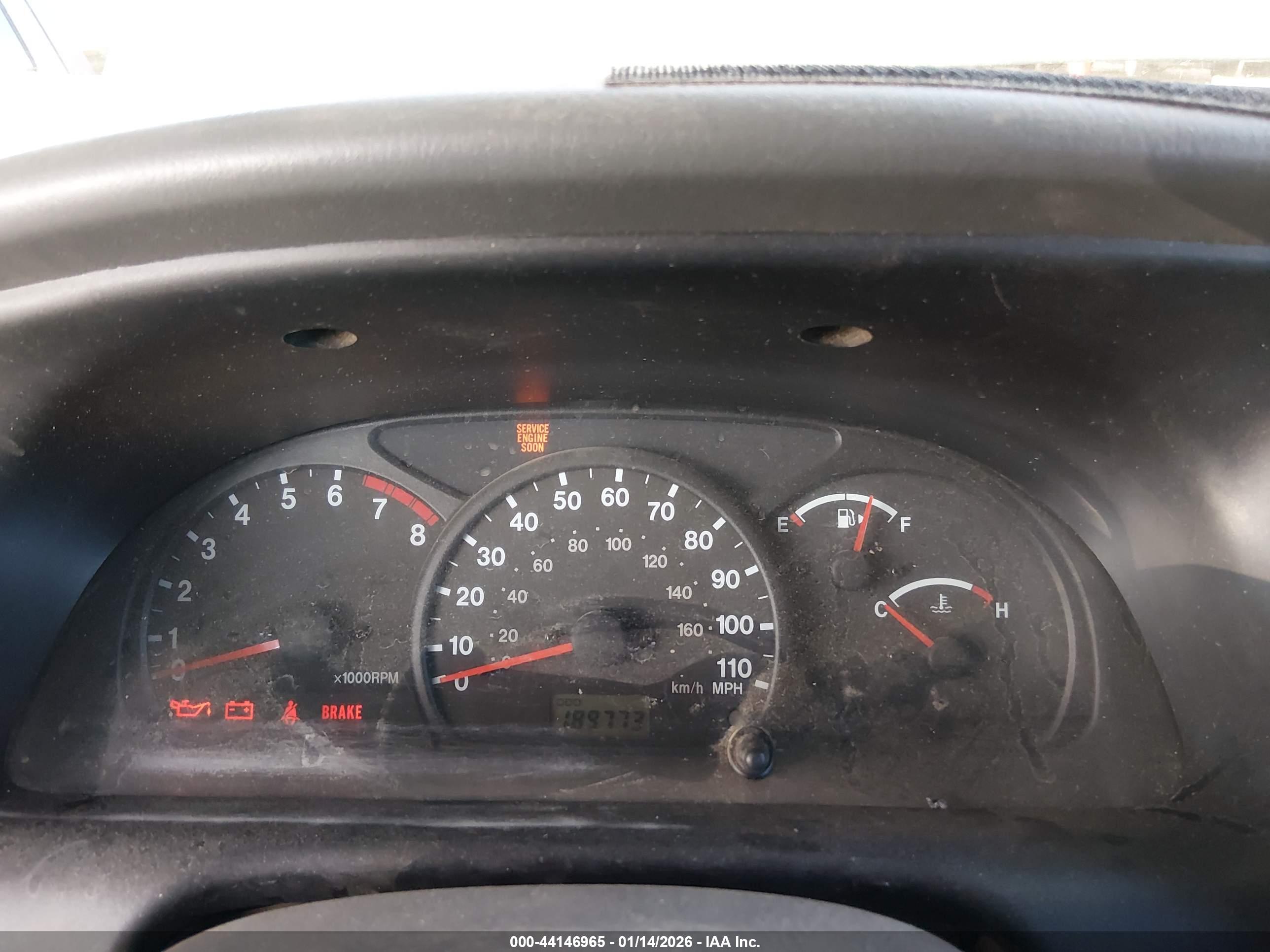 SUZUKI XL-7 image 7