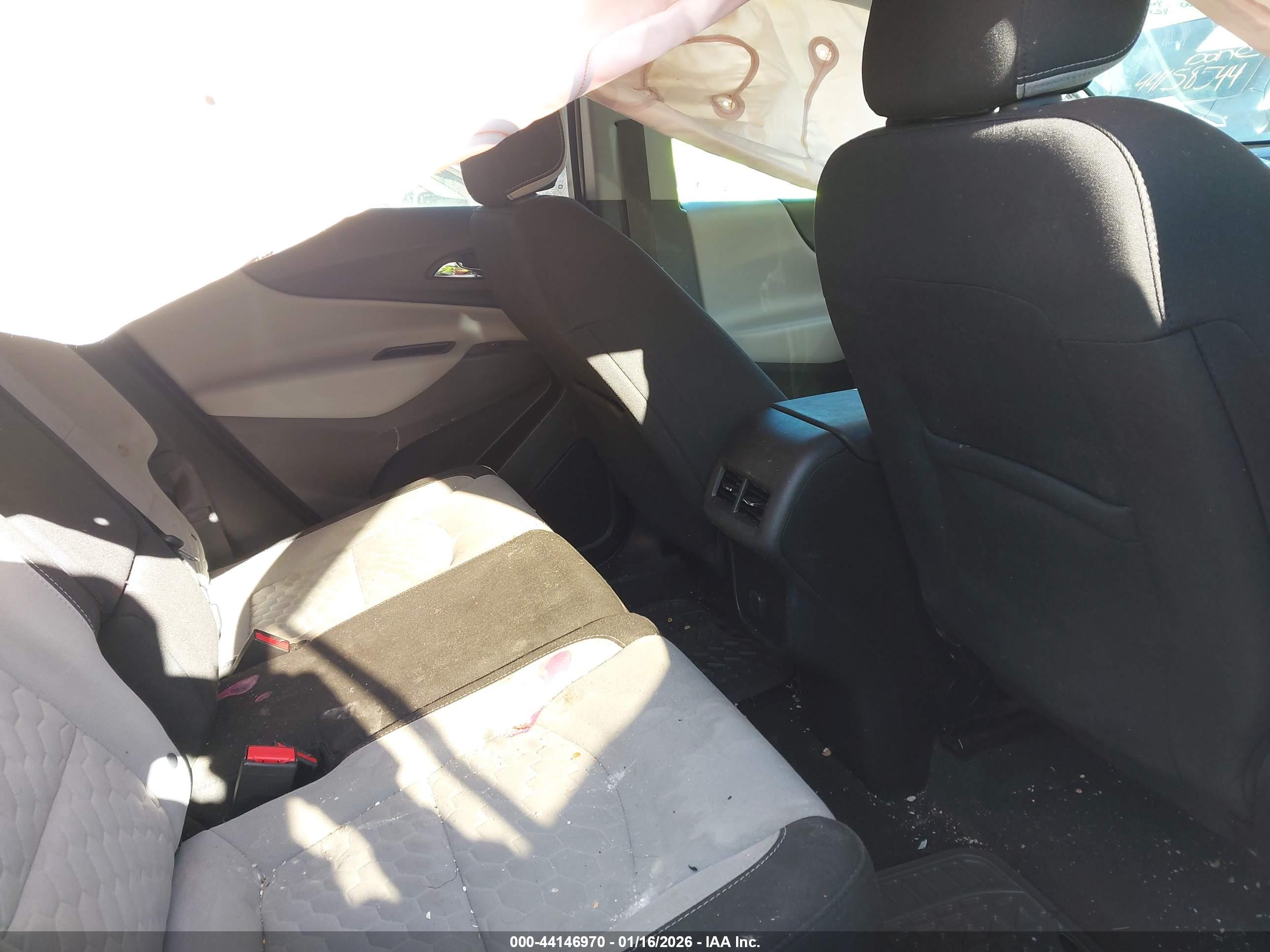 CHEVROLET EQUINOX image 8