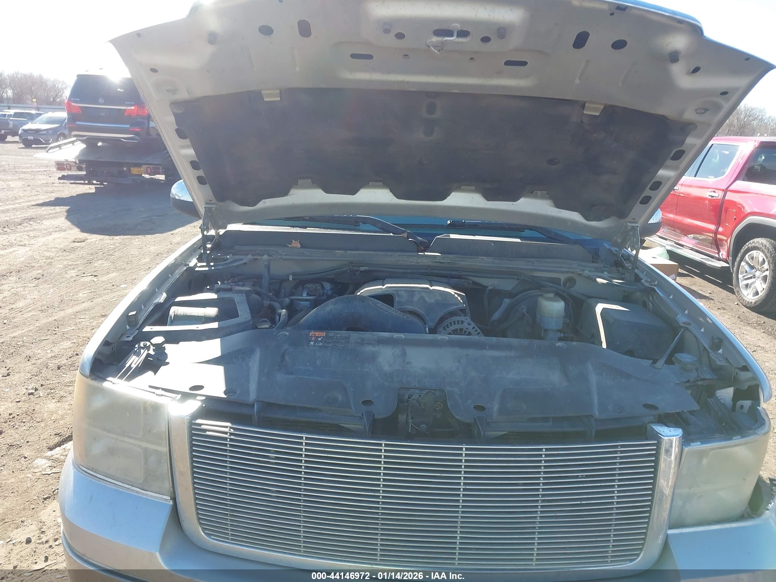 GMC SIERRA image 10