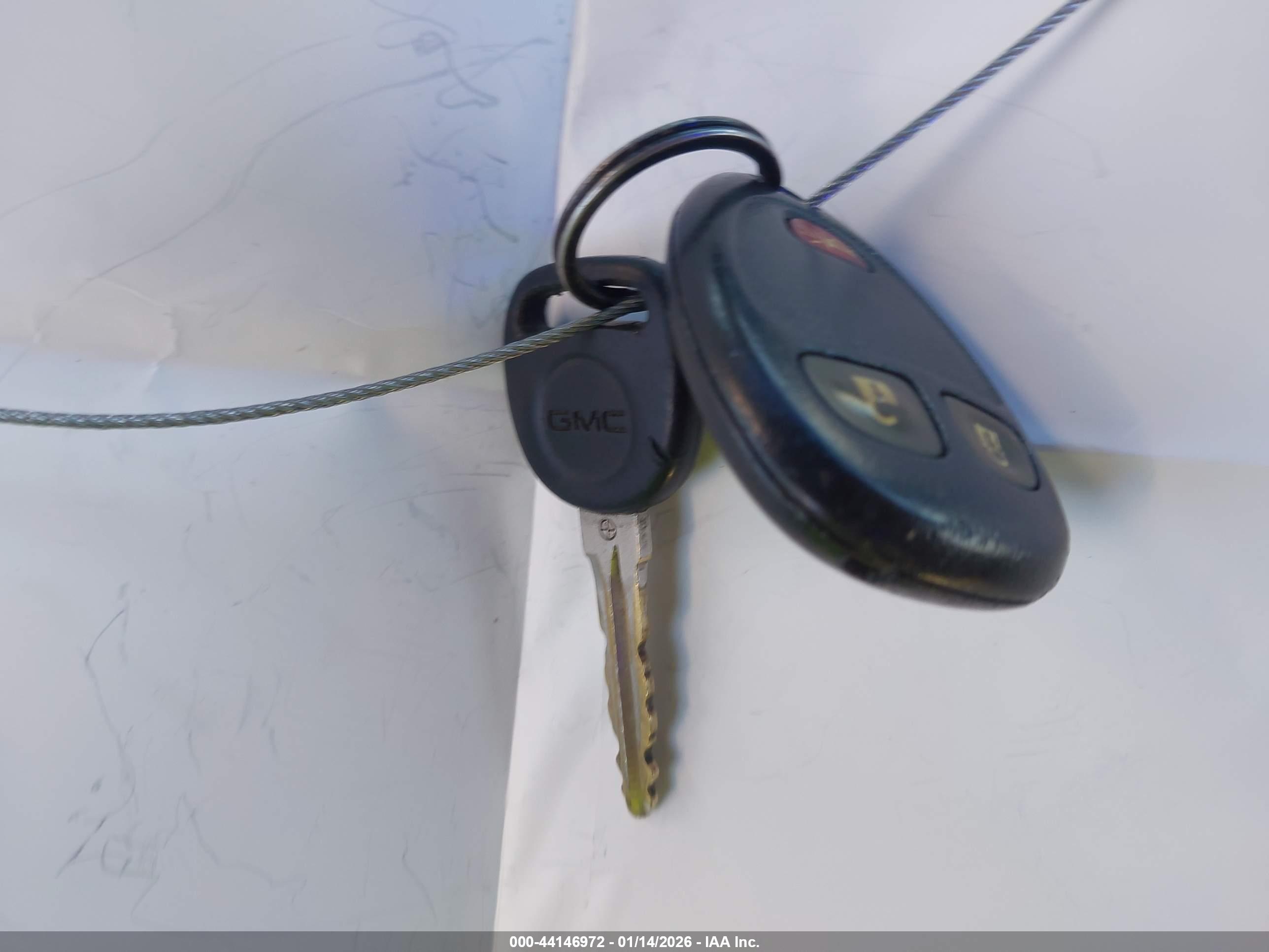 GMC SIERRA image 11