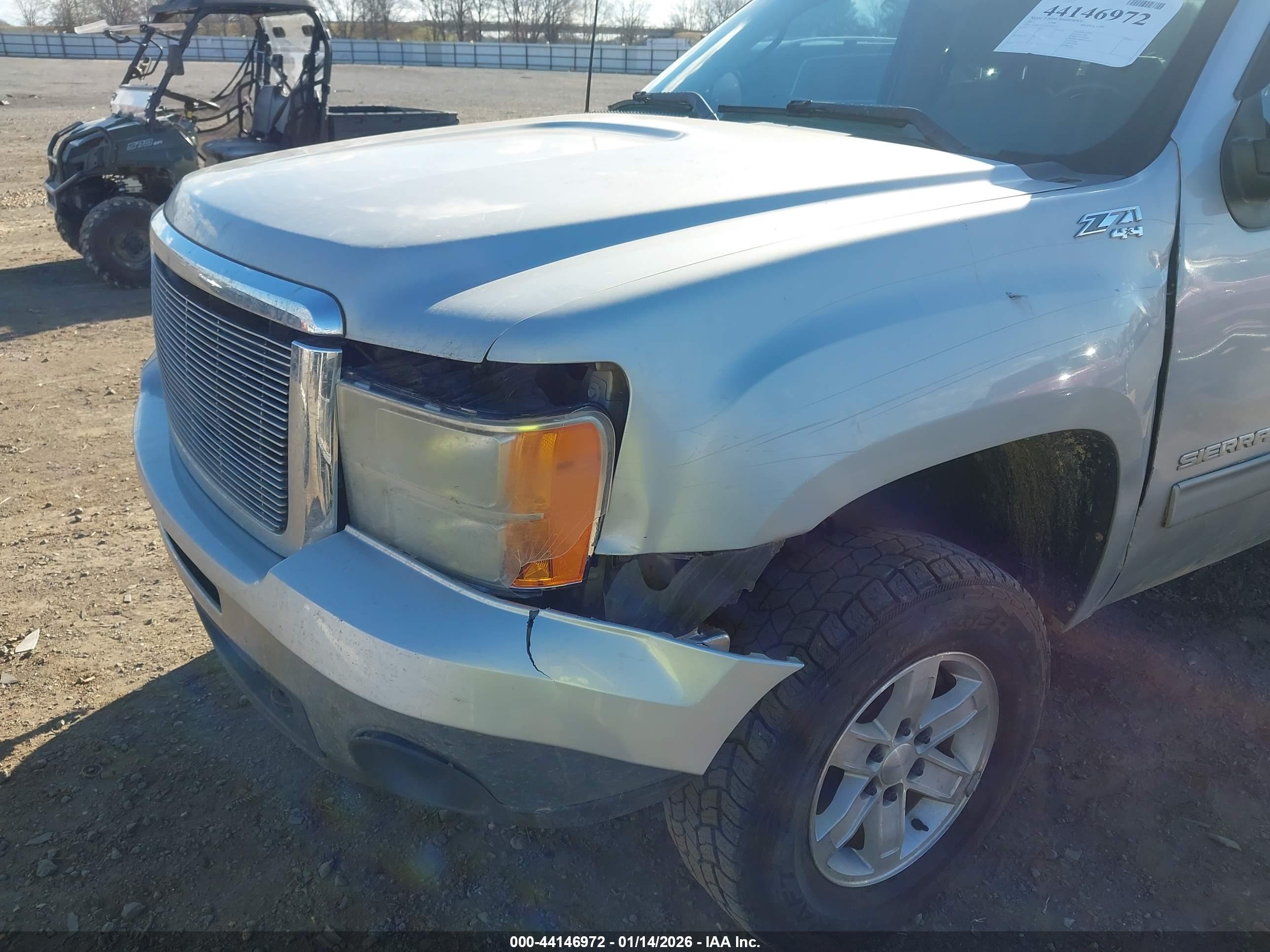 GMC SIERRA image 6