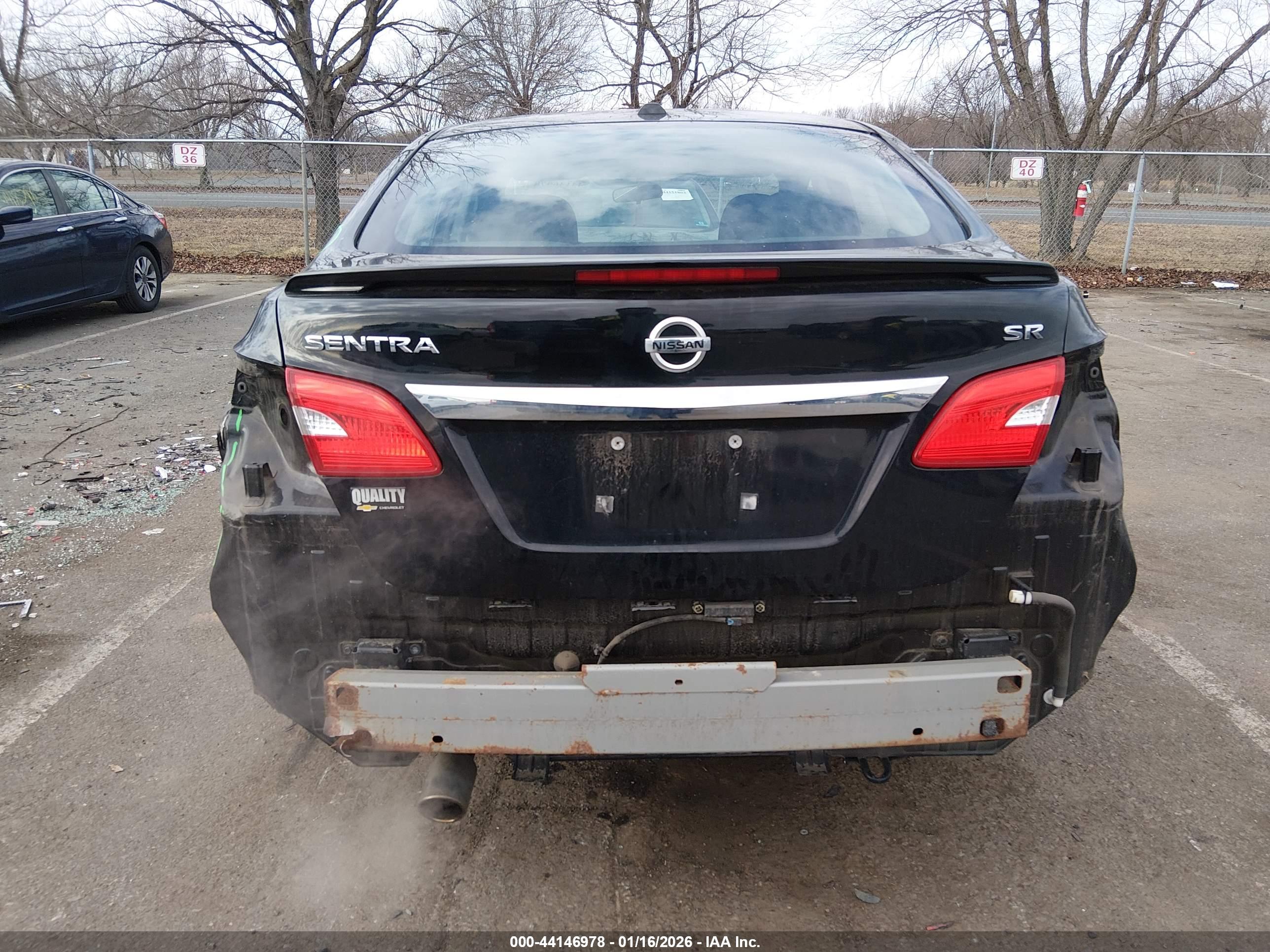 NISSAN SENTRA image 6