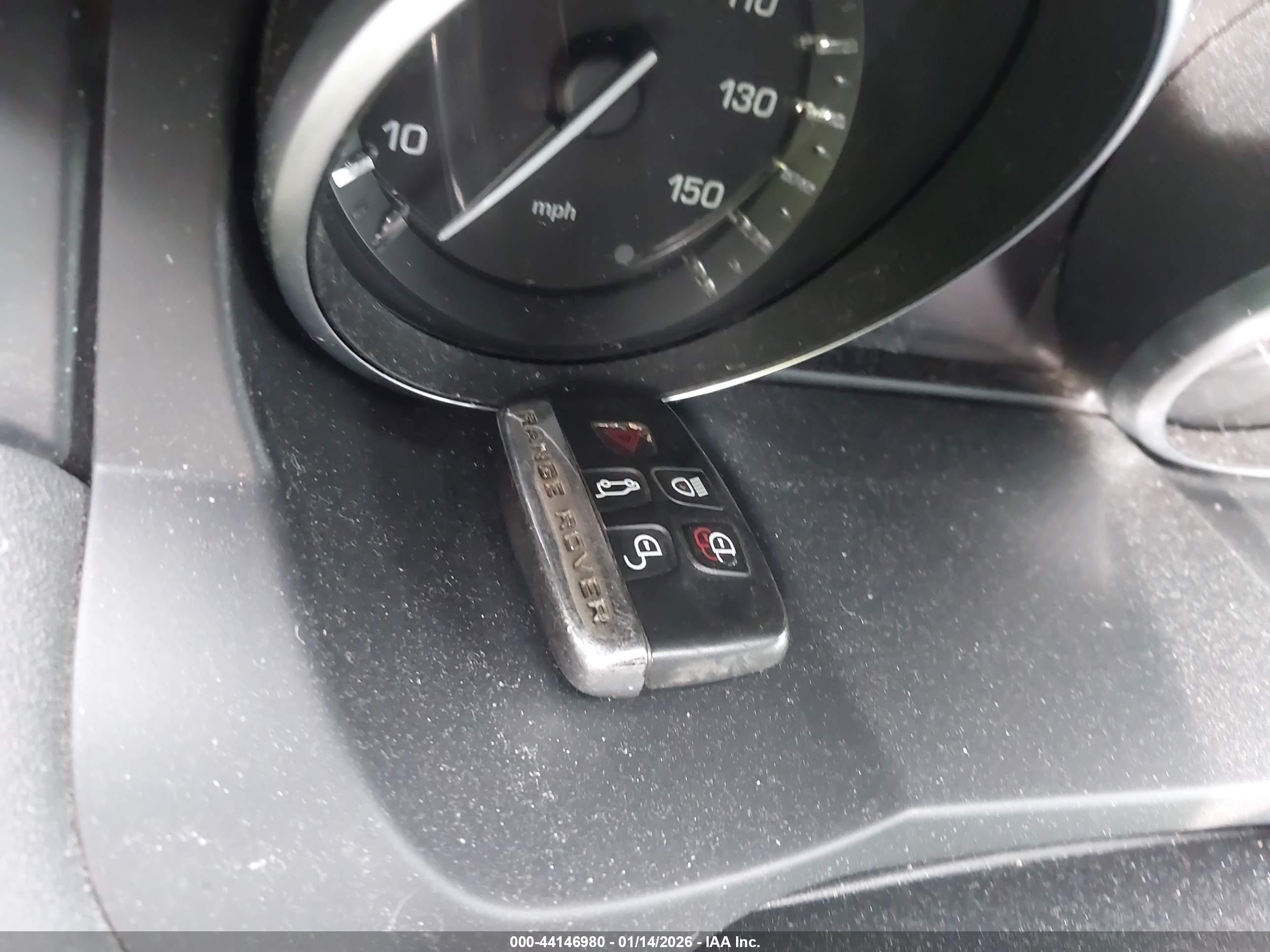LAND ROVER image 11