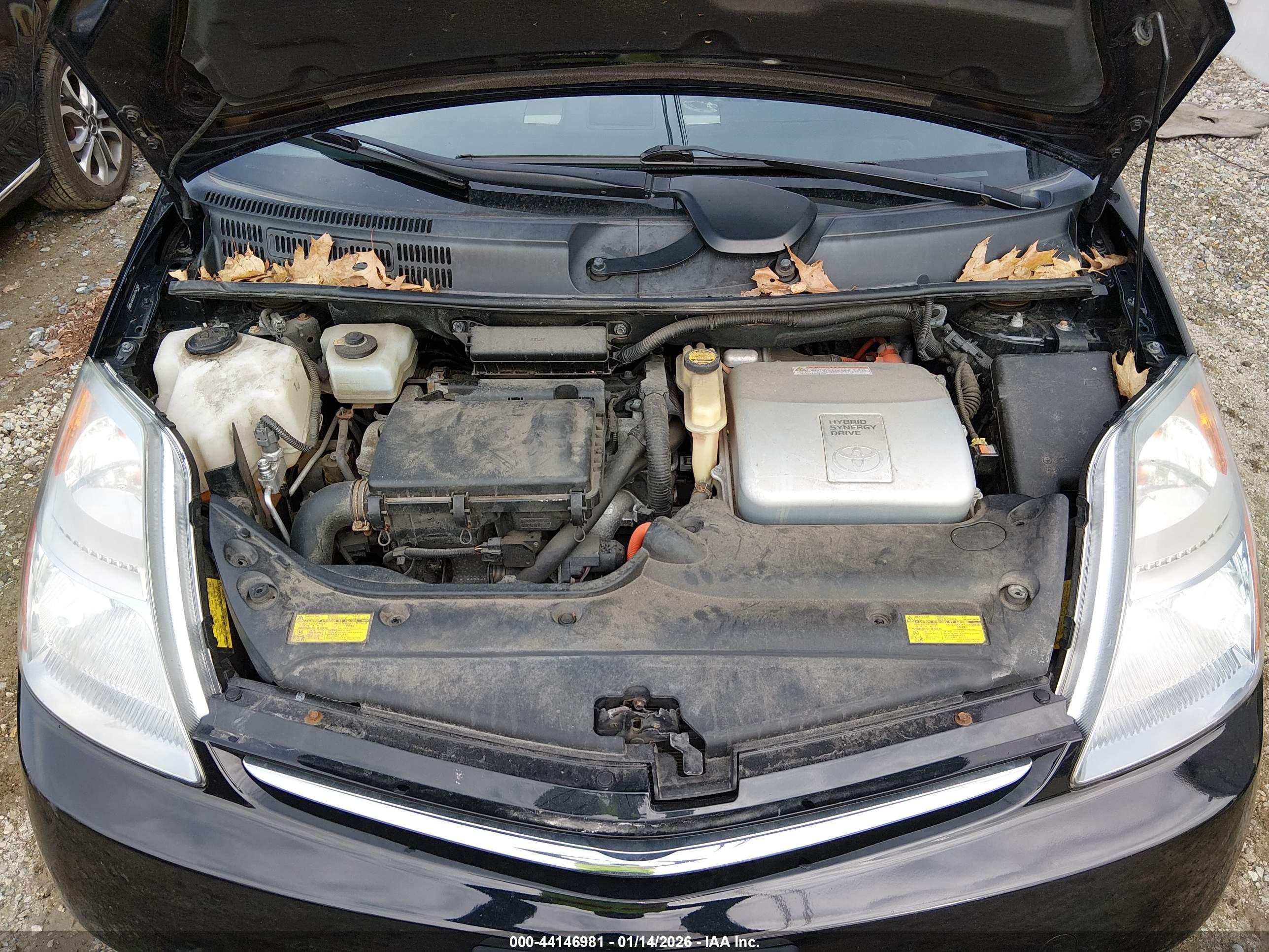 TOYOTA PRIUS image 10