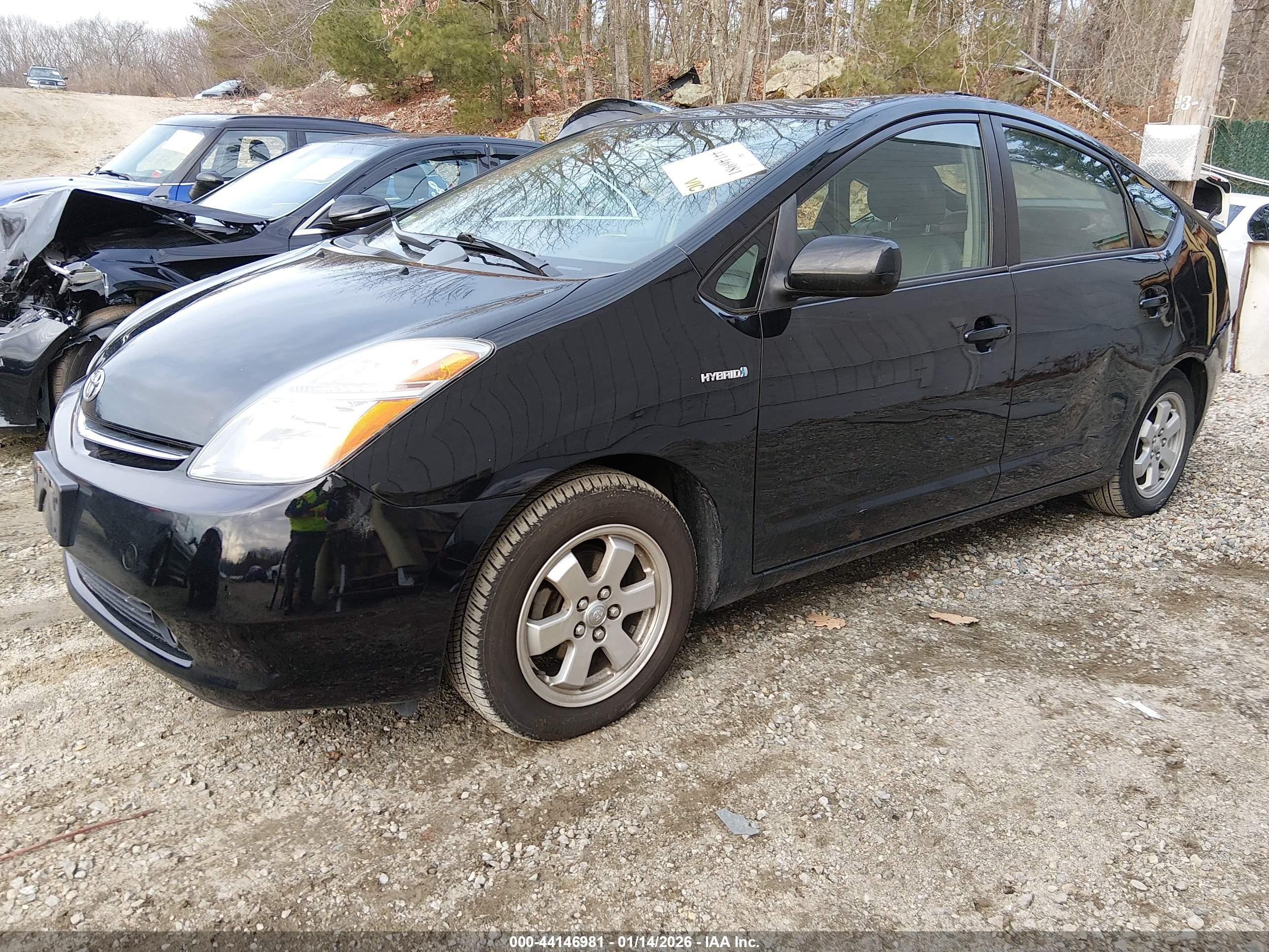 TOYOTA PRIUS image 2