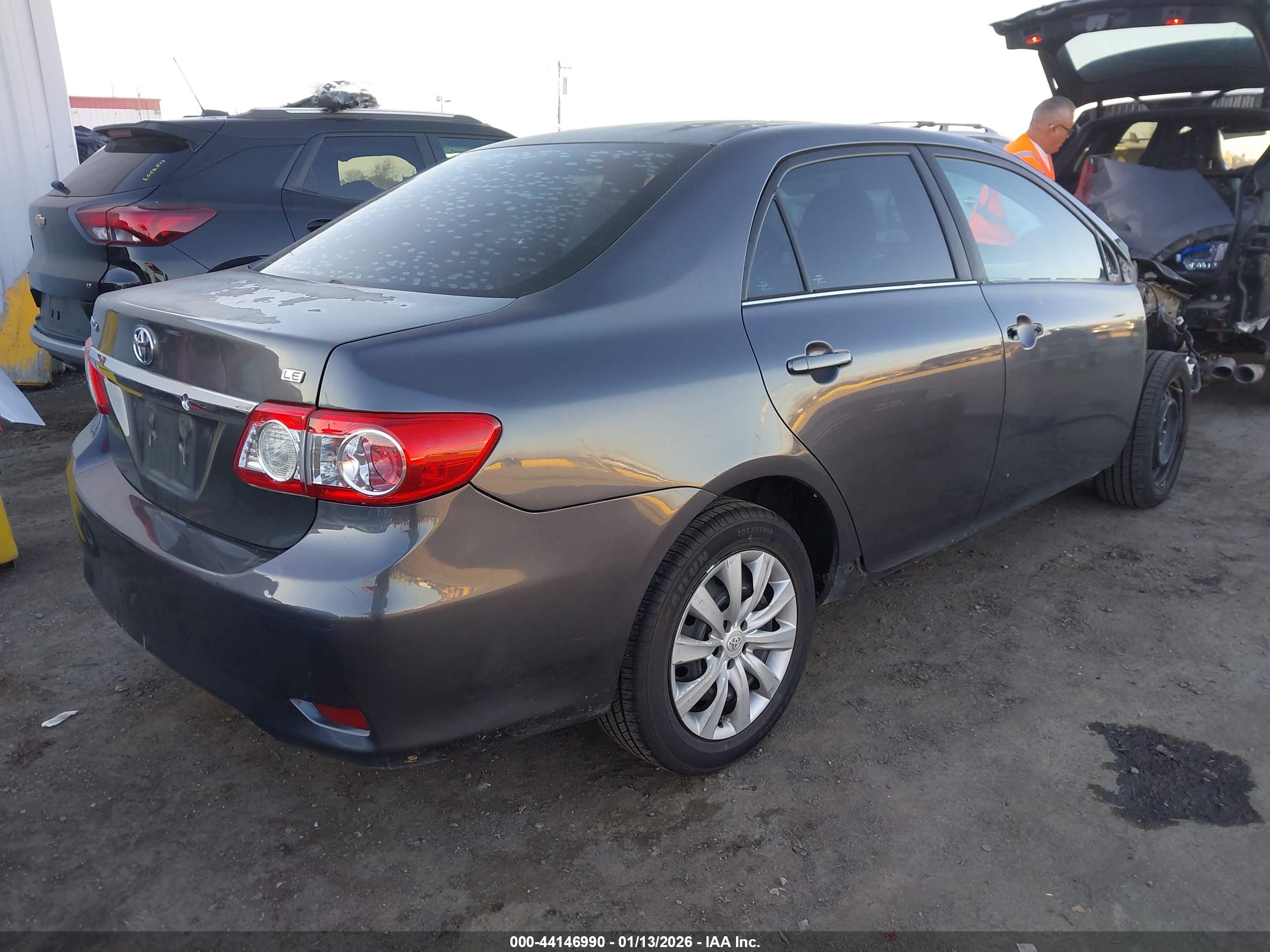 TOYOTA COROLLA image 4