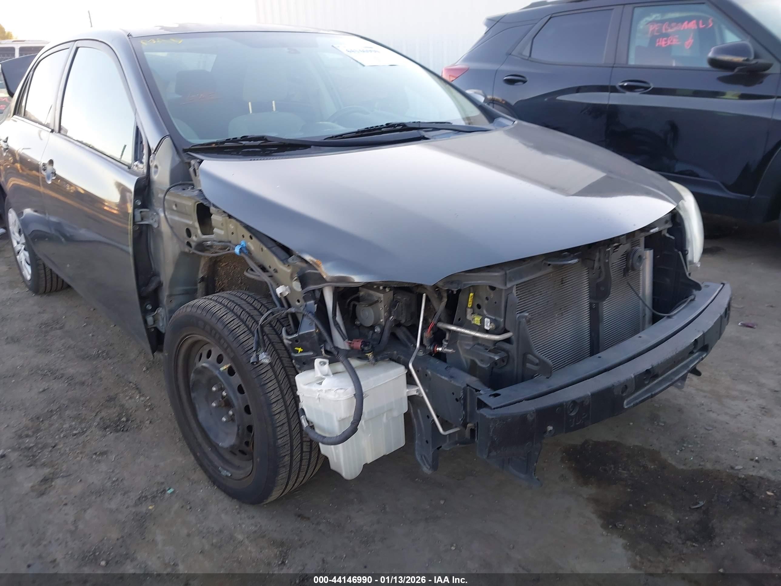 TOYOTA COROLLA image 6