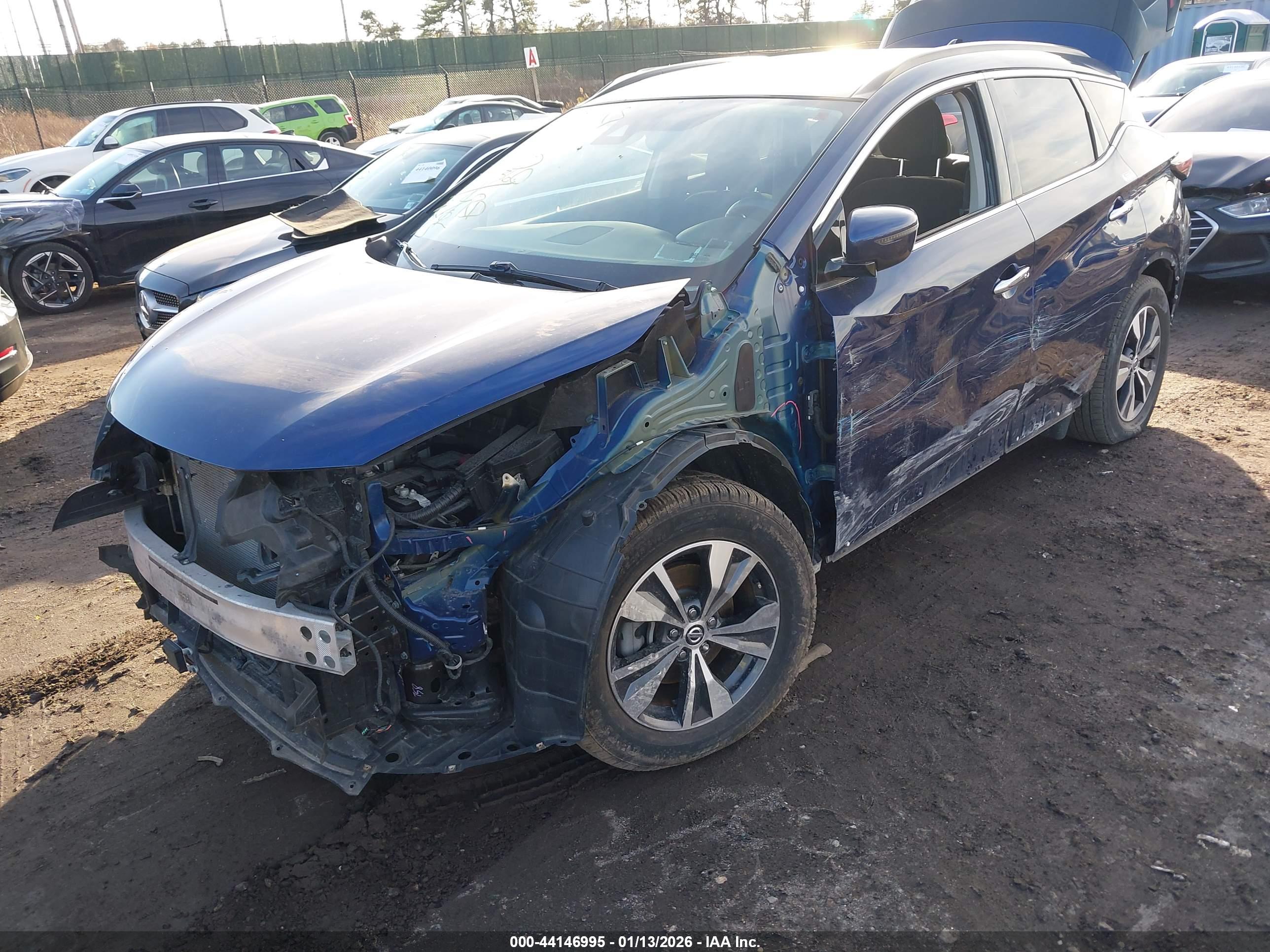 NISSAN MURANO image 2