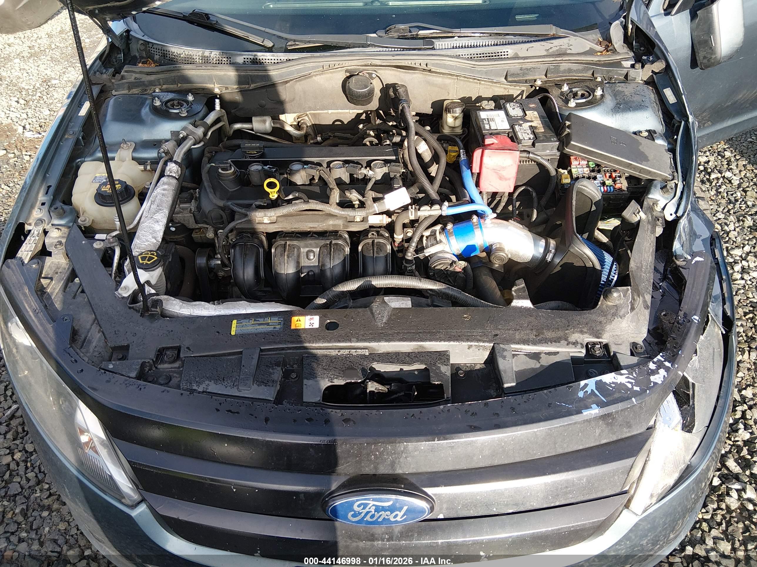 FORD FUSION image 10