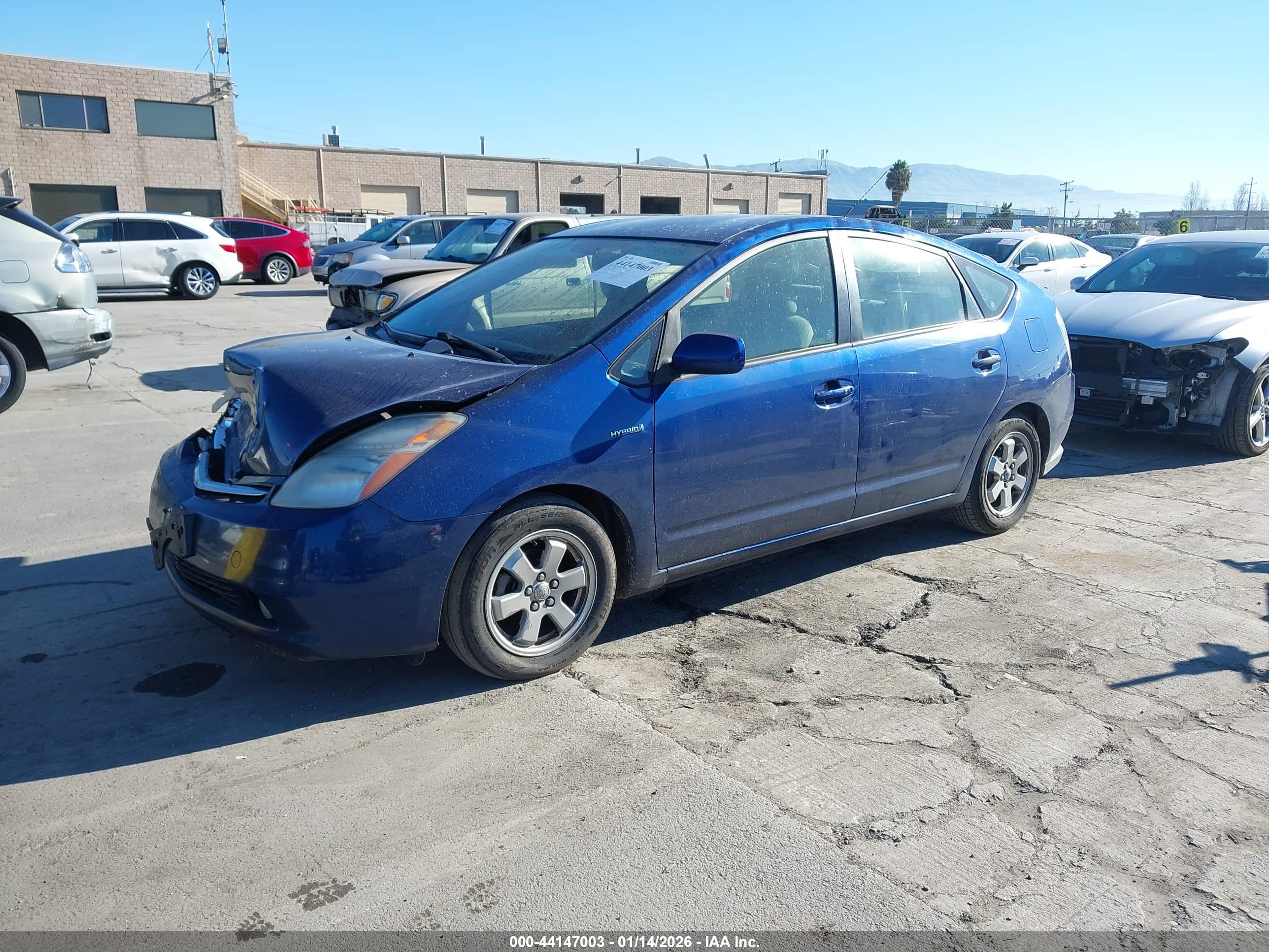 TOYOTA PRIUS image 2