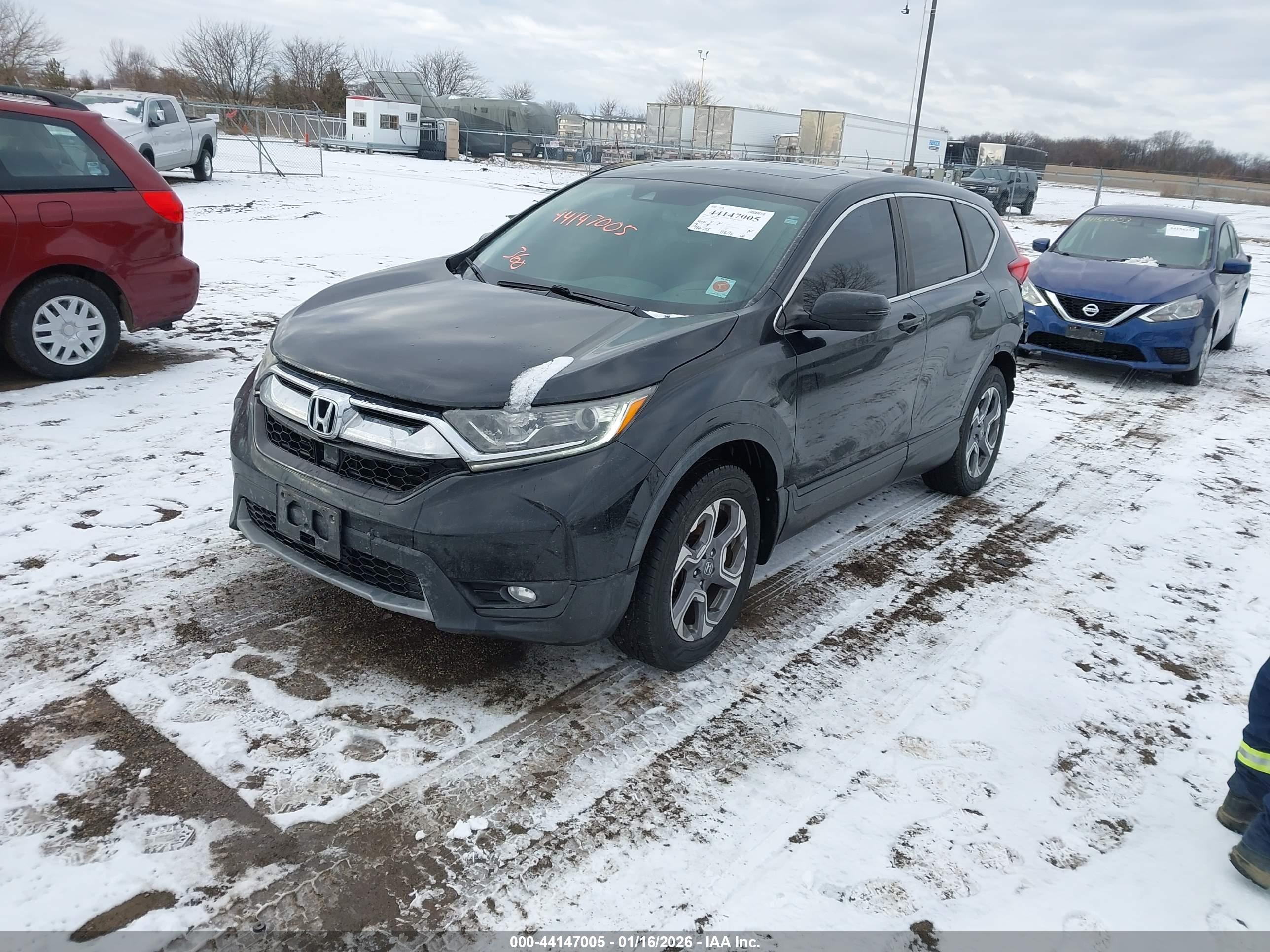HONDA CR-V image 2