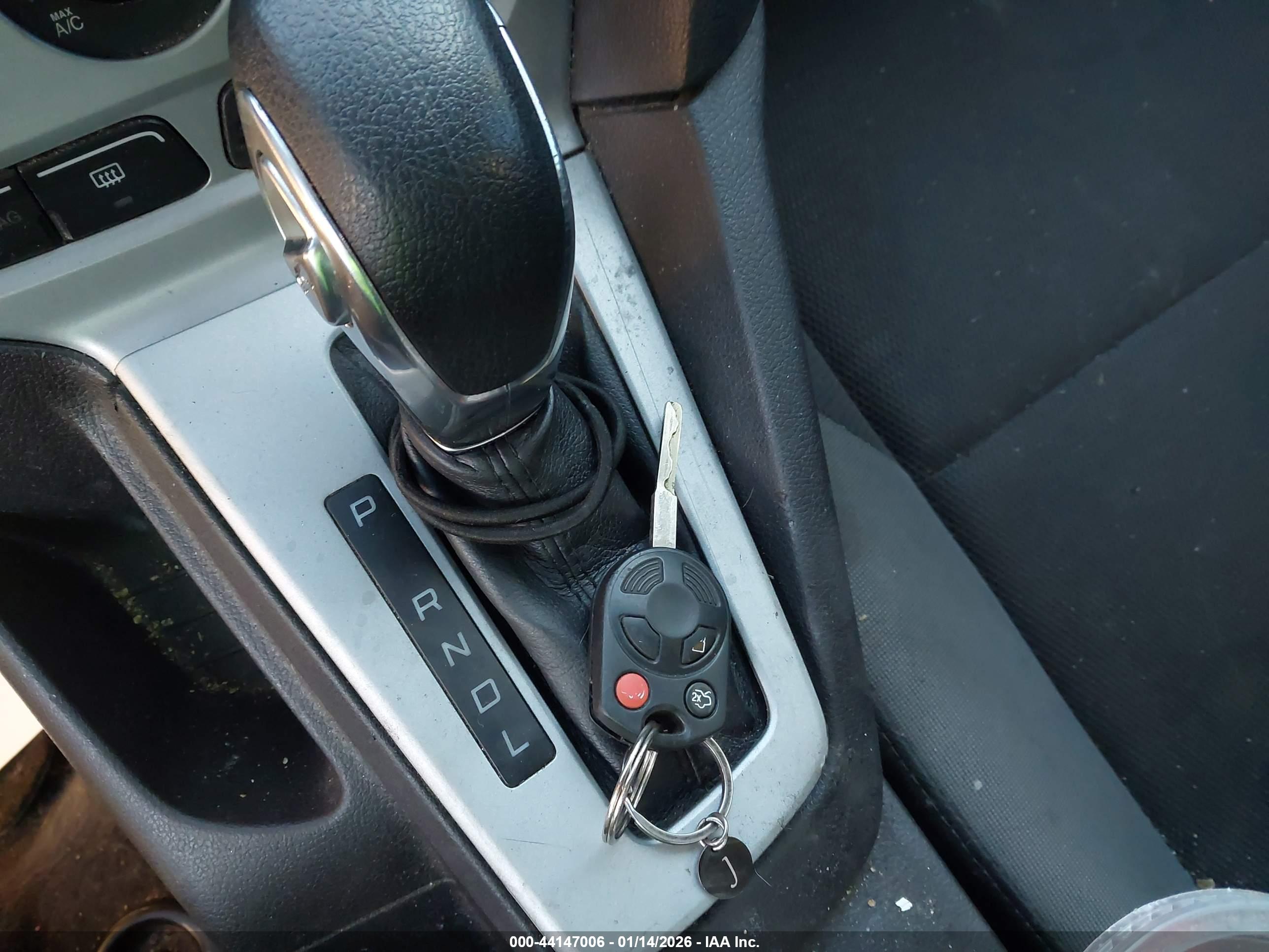 FORD FOCUS image 11
