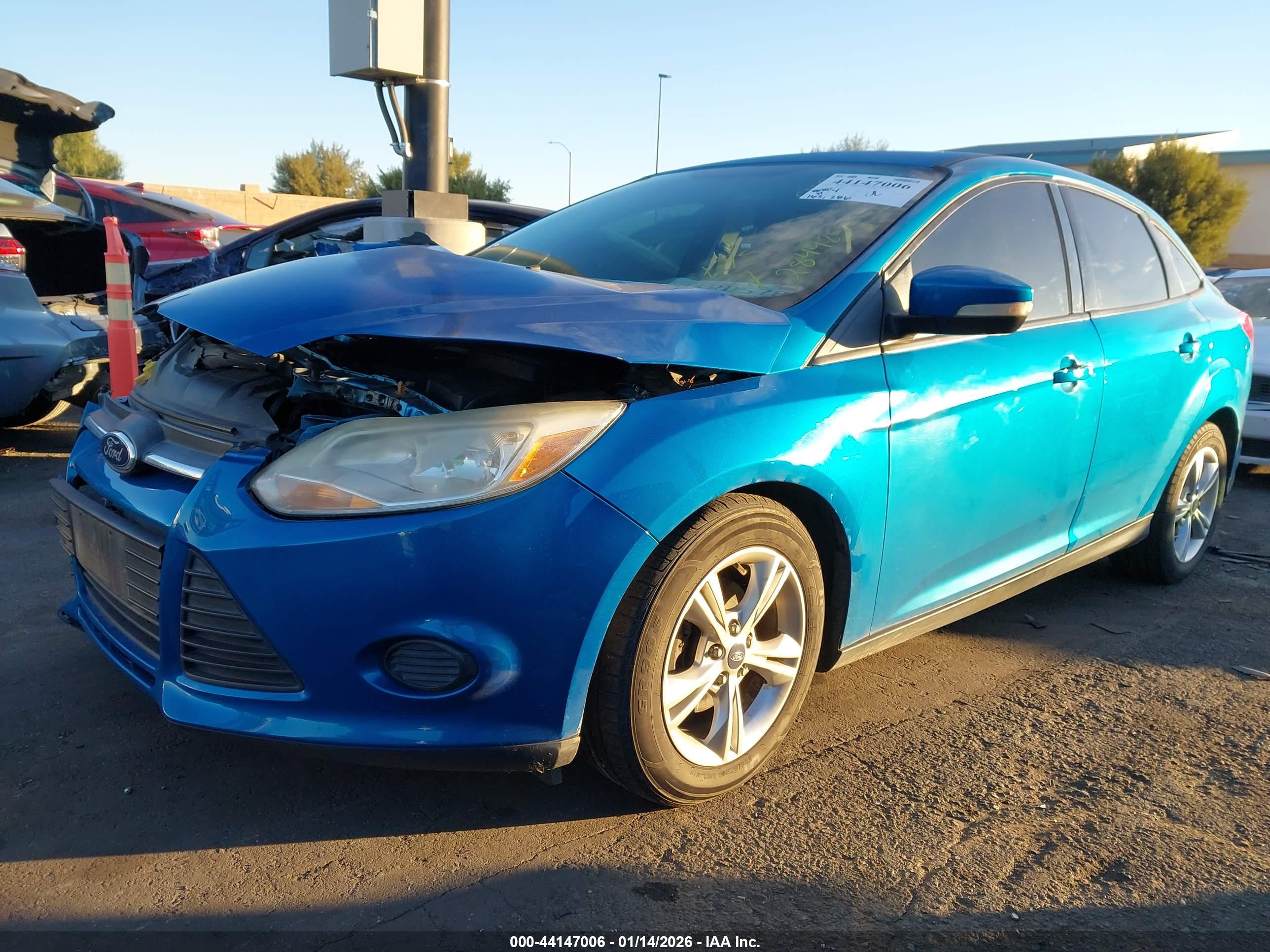 FORD FOCUS image 2