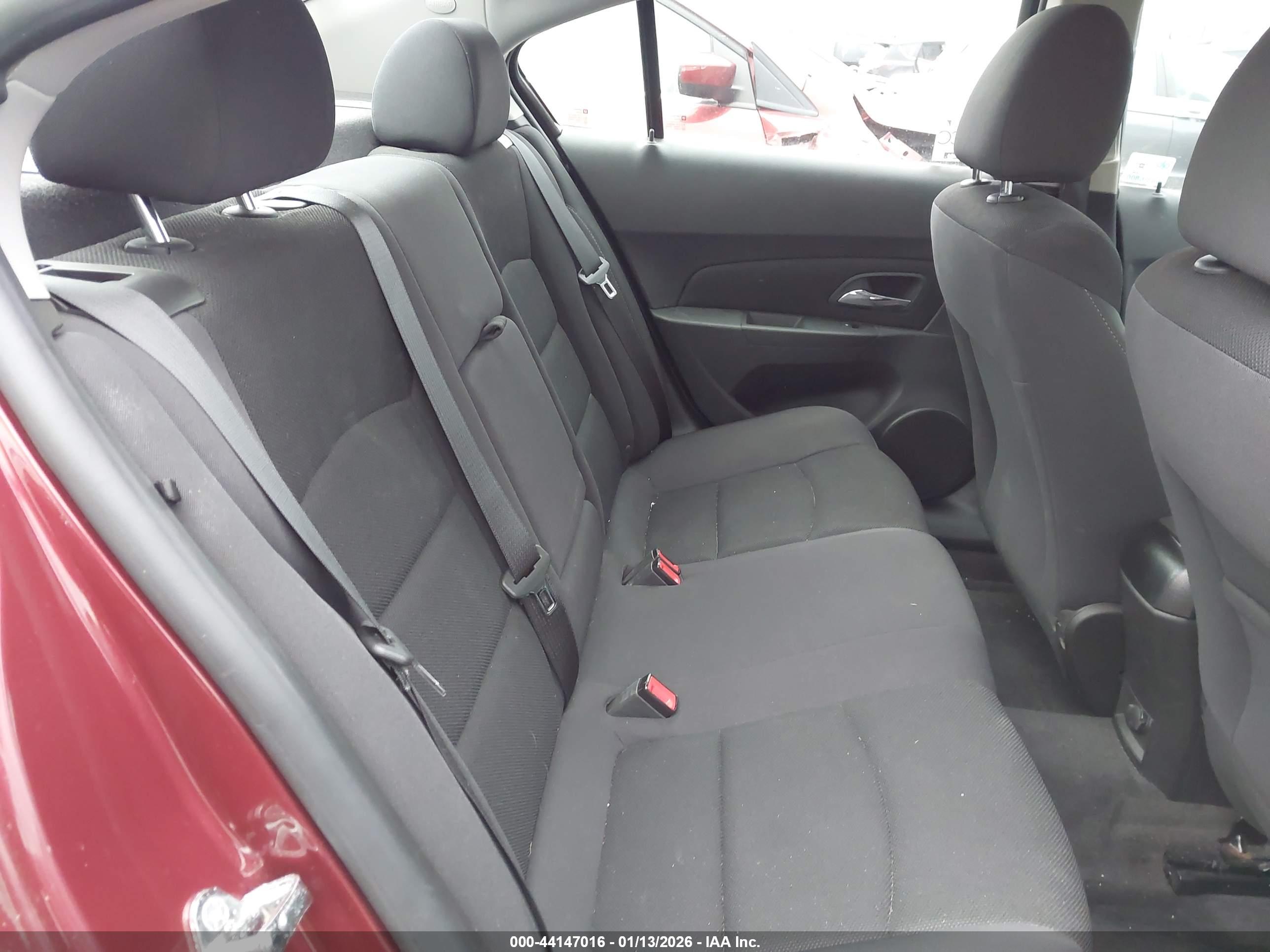 CHEVROLET CRUZE image 8