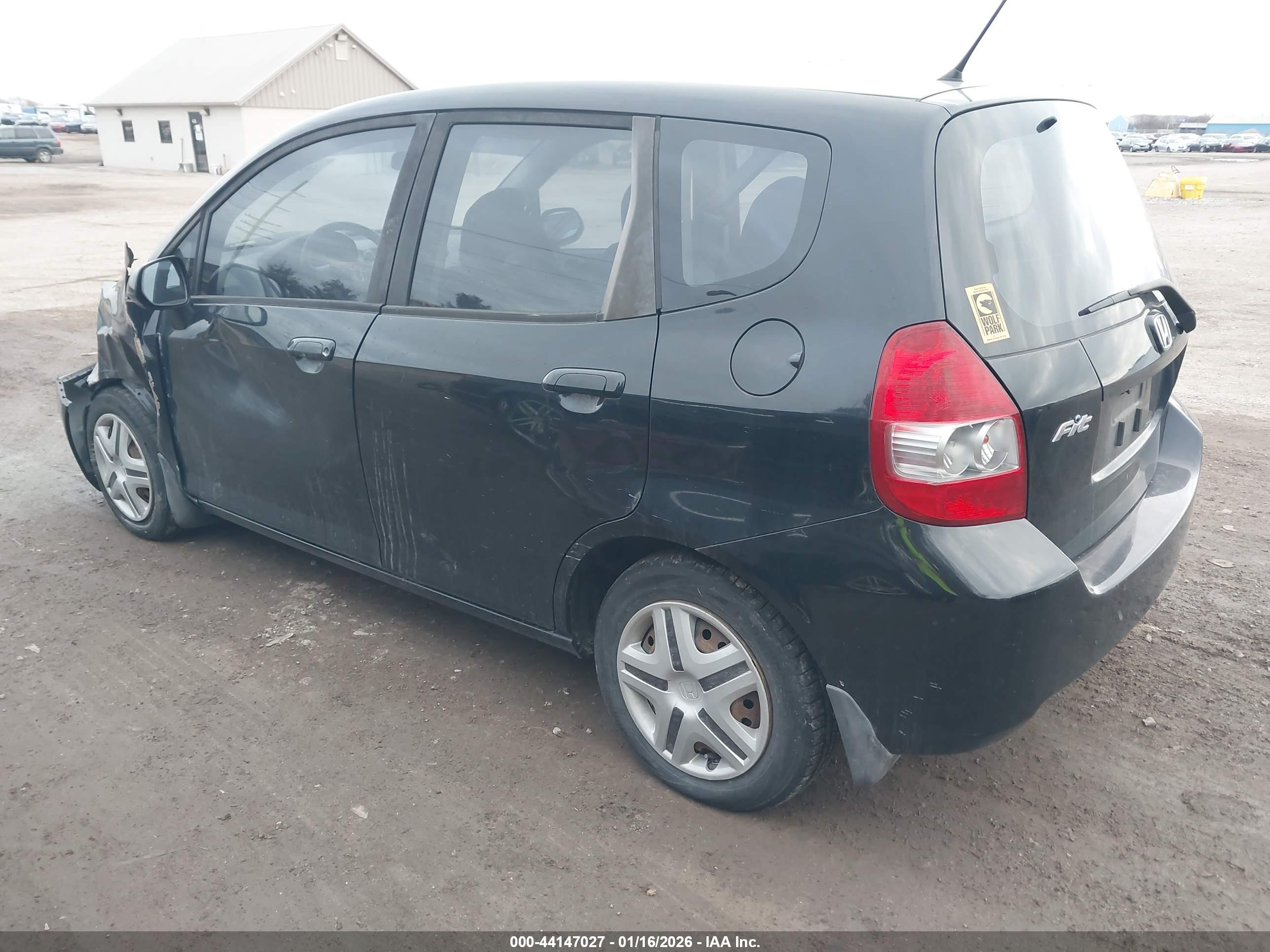 HONDA FIT image 3
