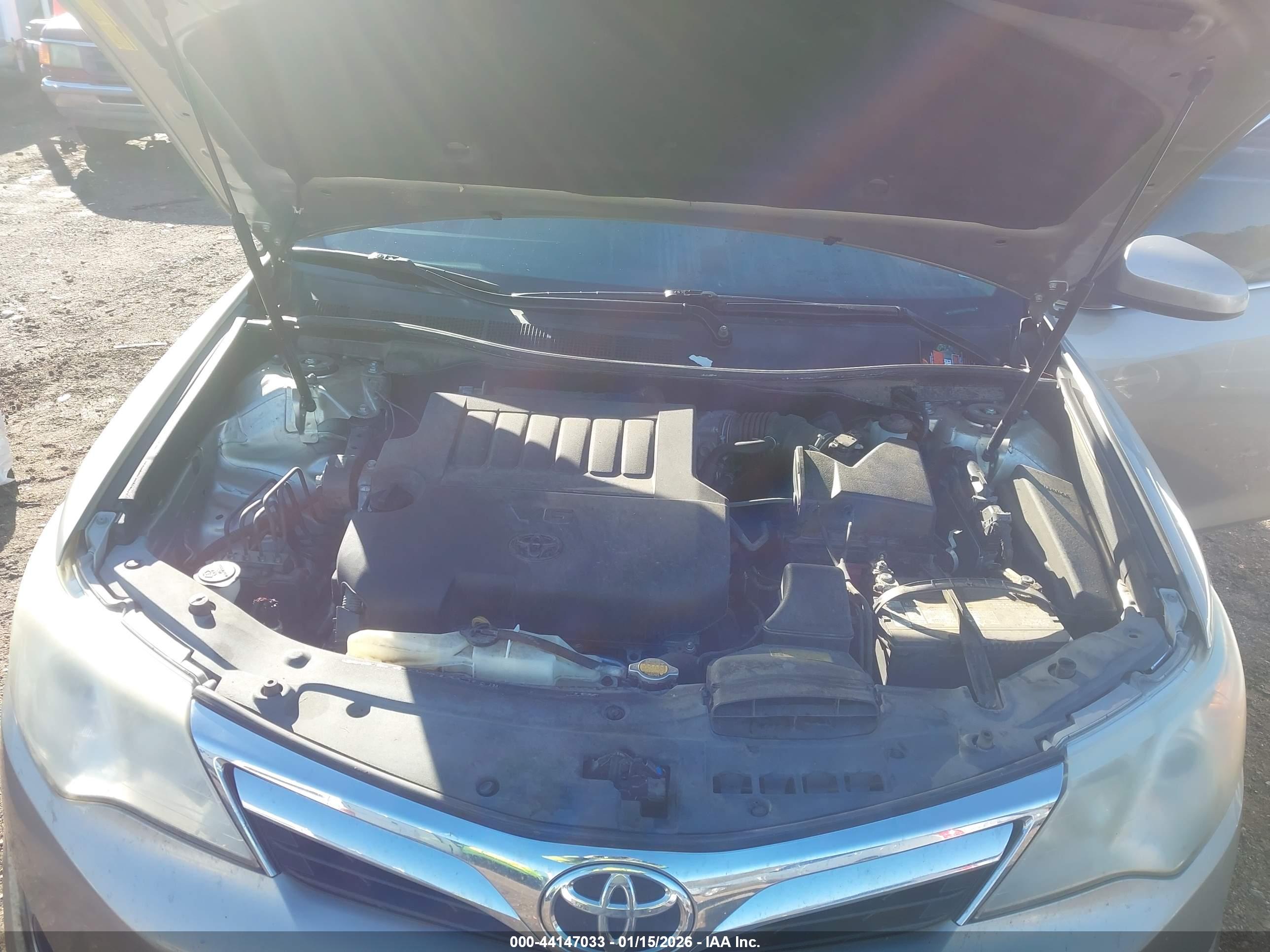 TOYOTA CAMRY image 10