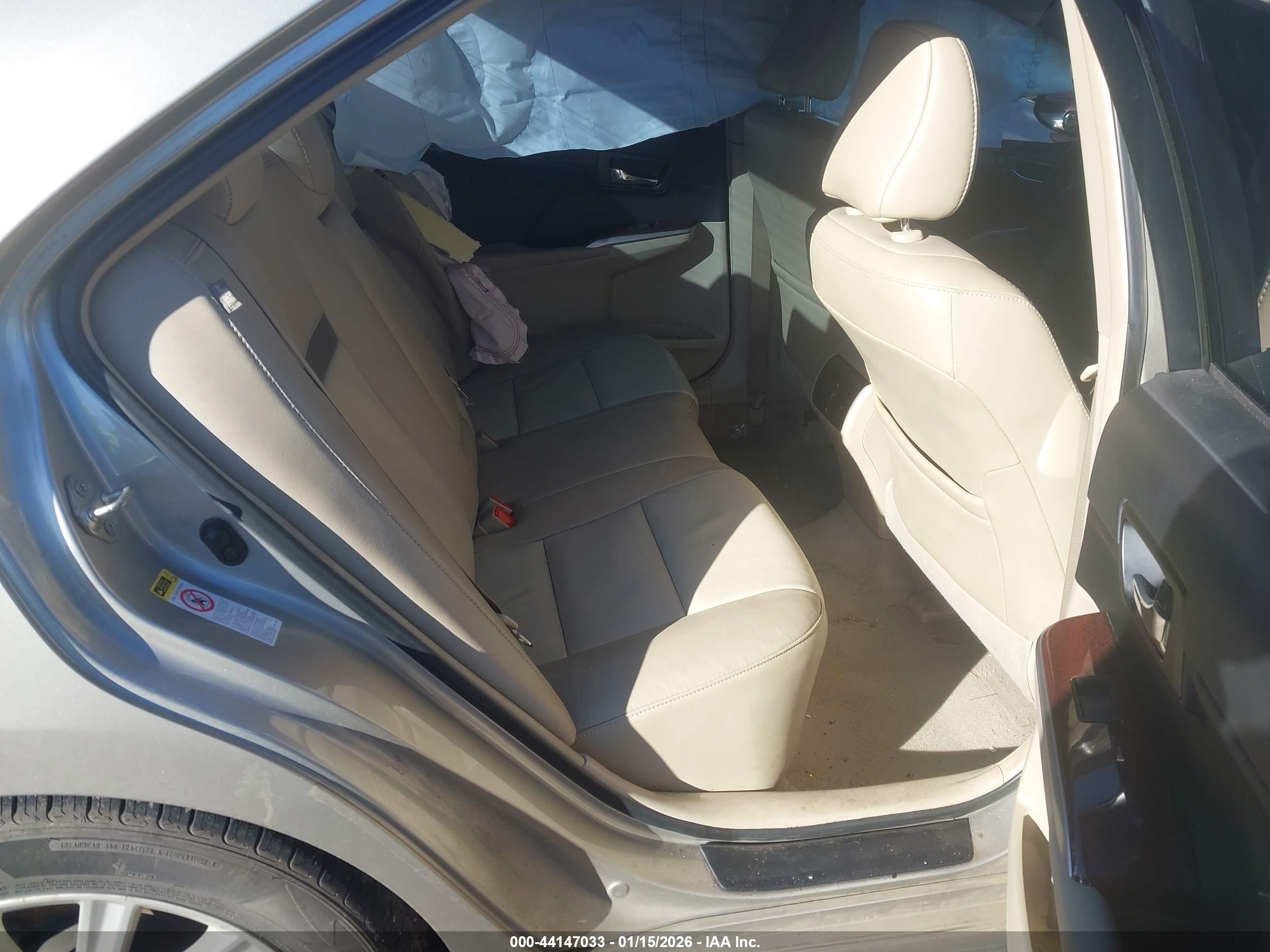TOYOTA CAMRY image 8