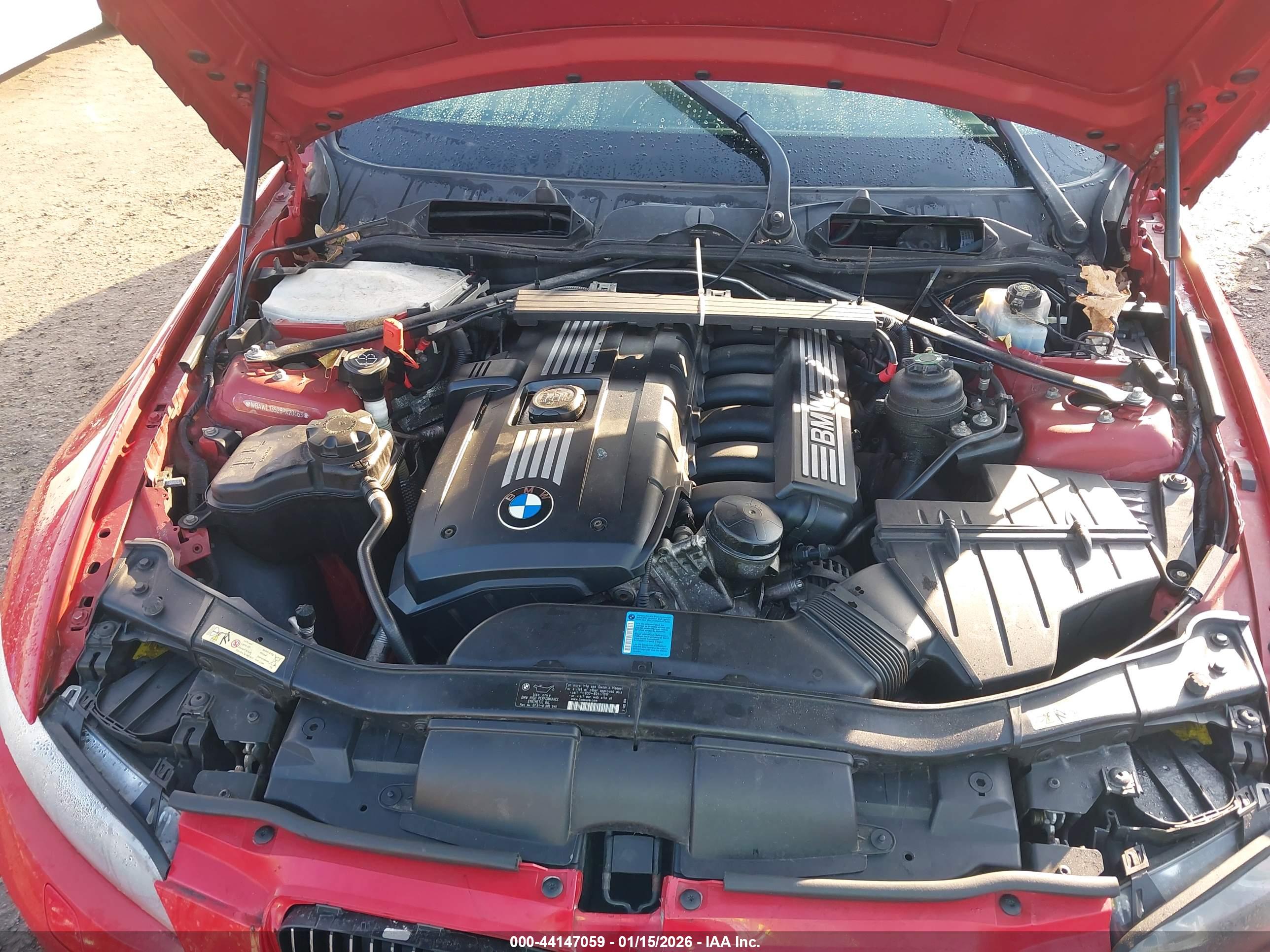 BMW 328I image 10