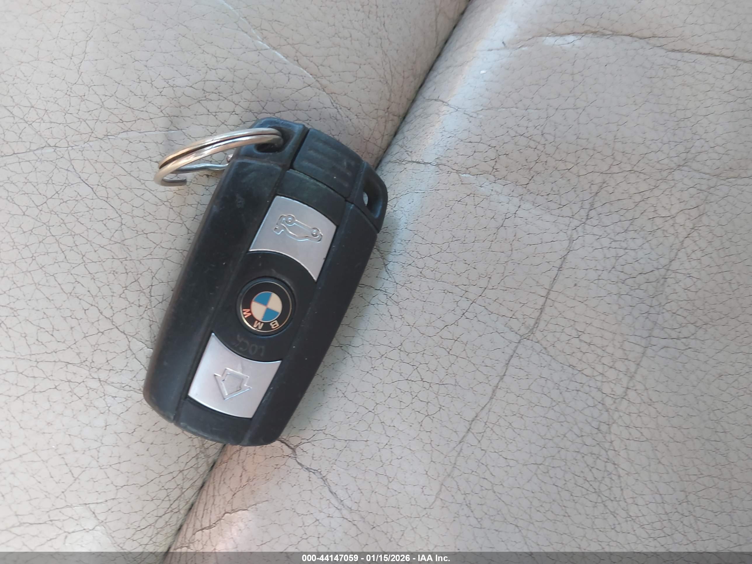 BMW 328I image 11