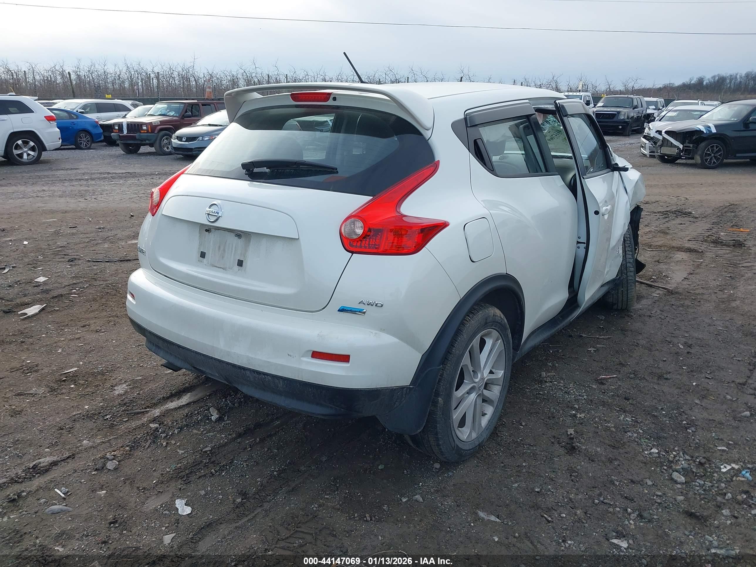 NISSAN JUKE image 4