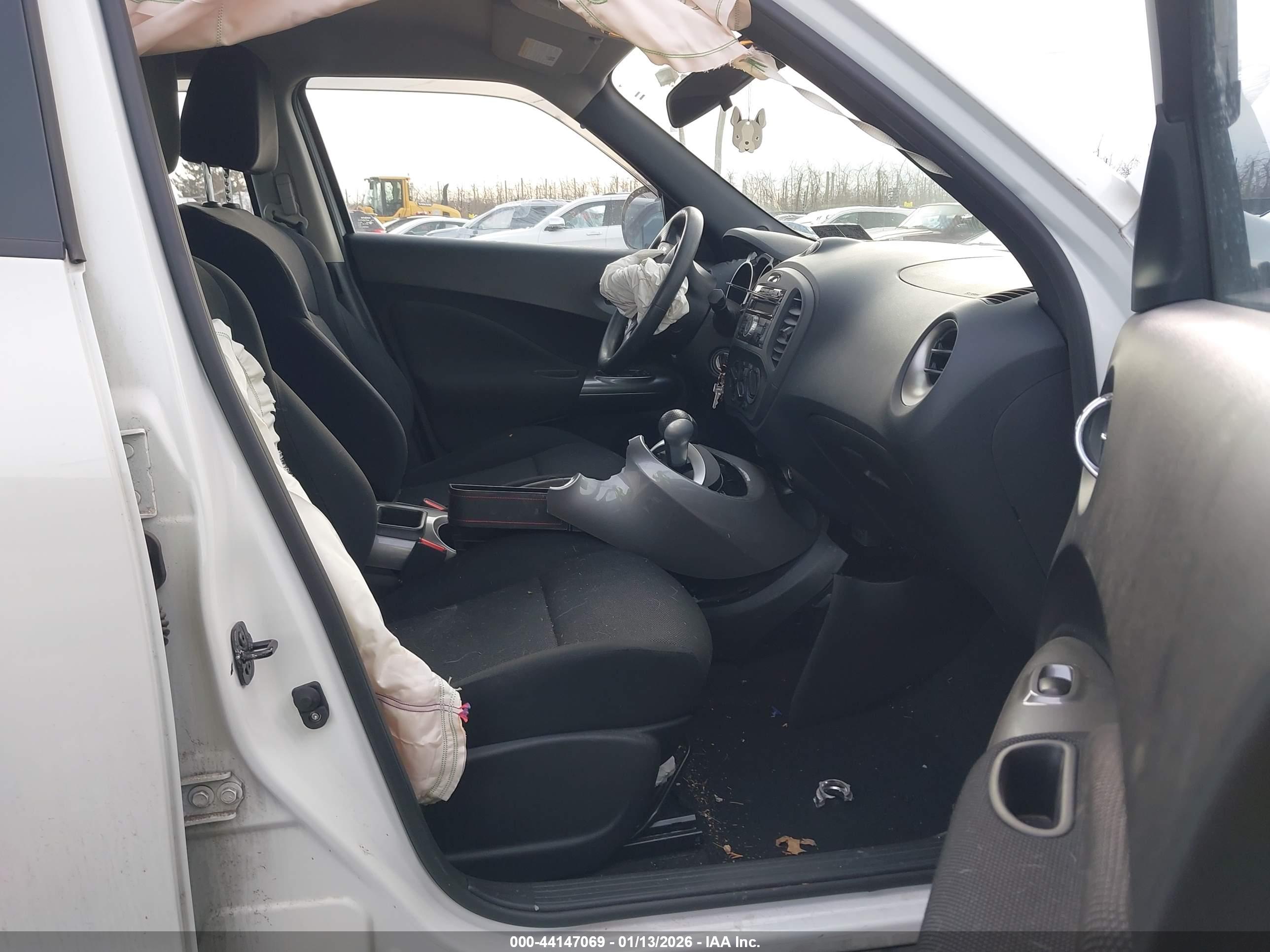 NISSAN JUKE image 5