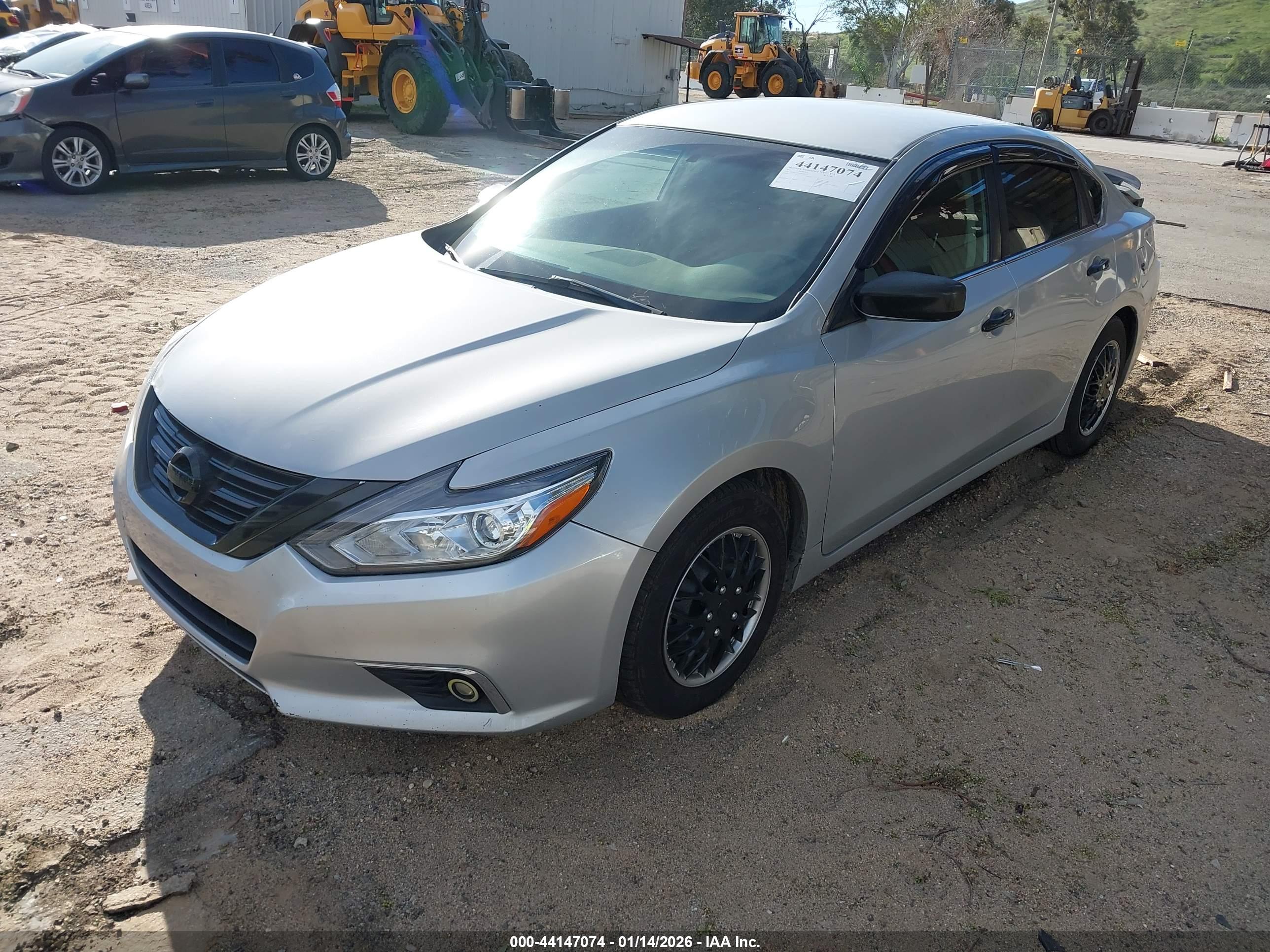 NISSAN ALTIMA image 2