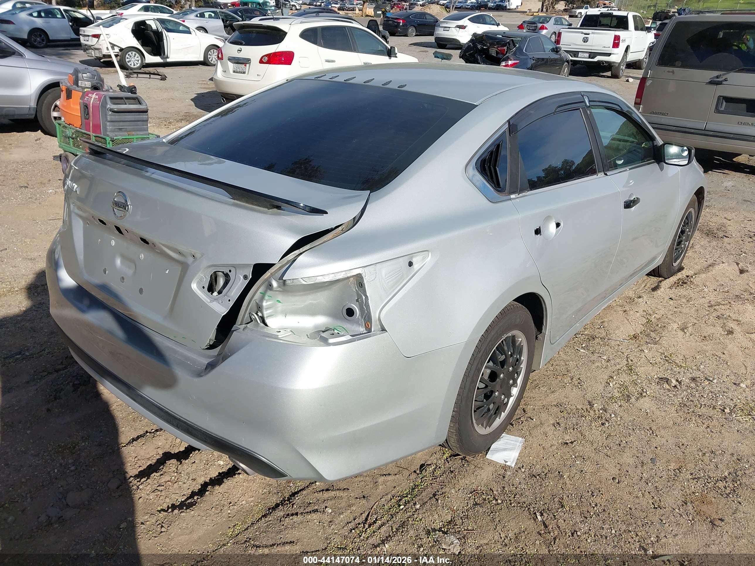 NISSAN ALTIMA image 4