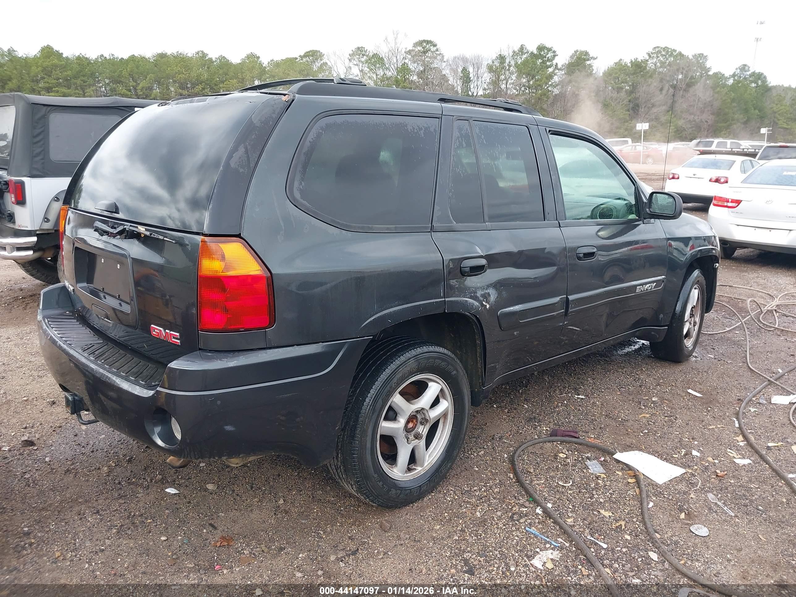 GMC ENVOY image 4