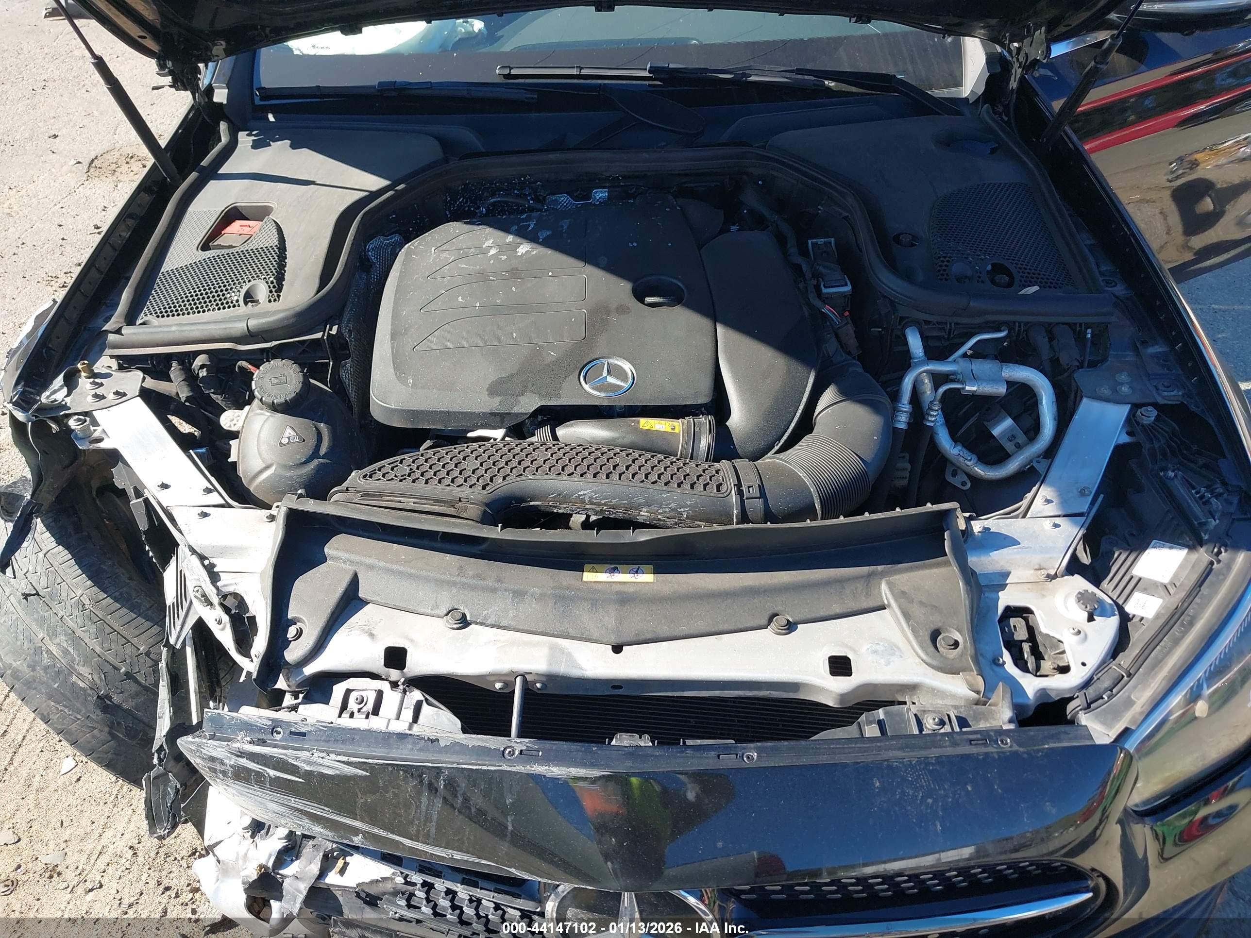 MERCEDES-BENZ E image 10